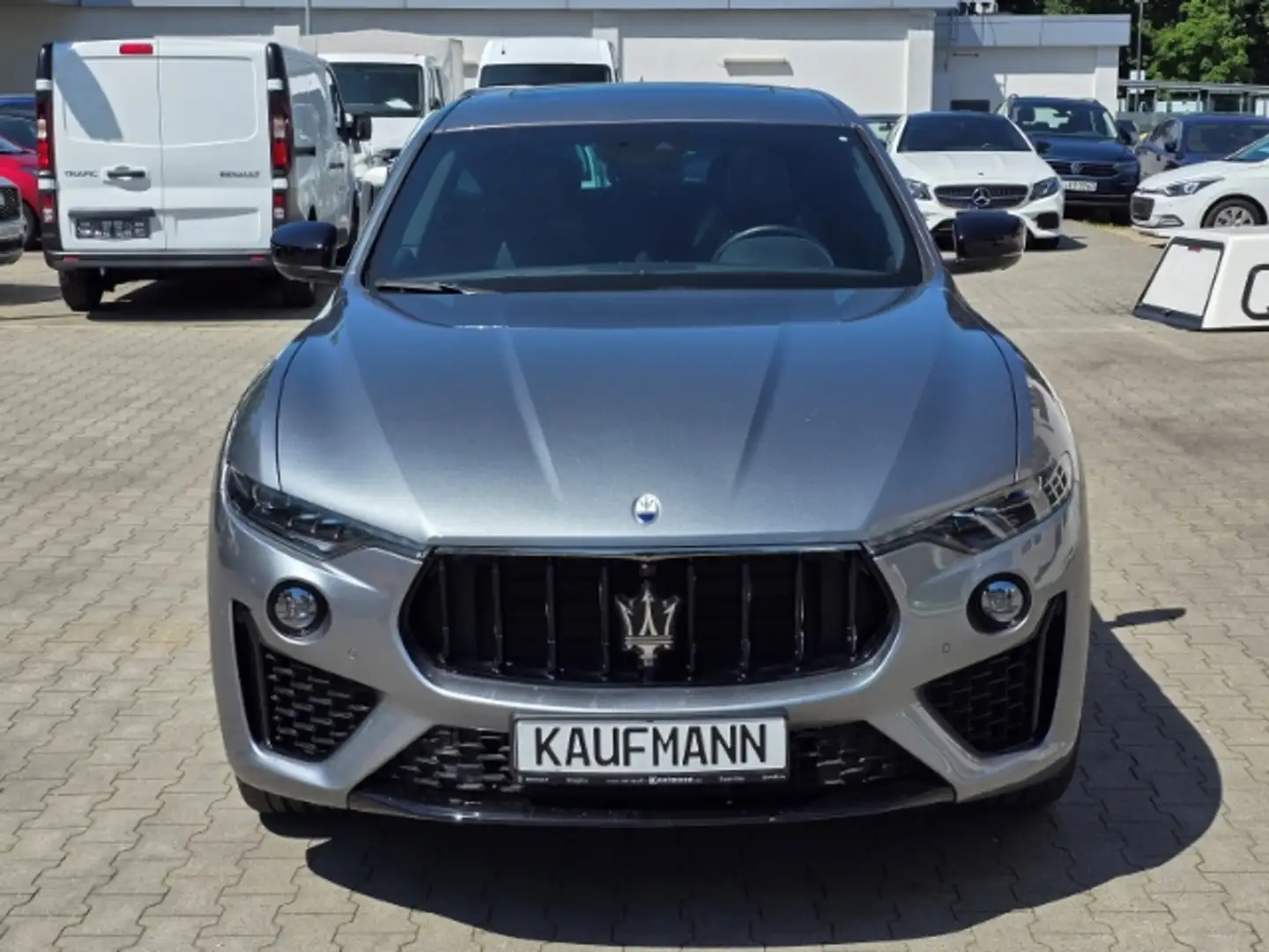 Maserati Levante GT Hybrid Luftfederung AD Niveau Navi Leder Memory Grau - 2