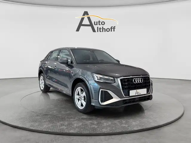 Audi Q2 35TFSI S line S-Tro MATRIX KAM AMBI KEYL SHZ