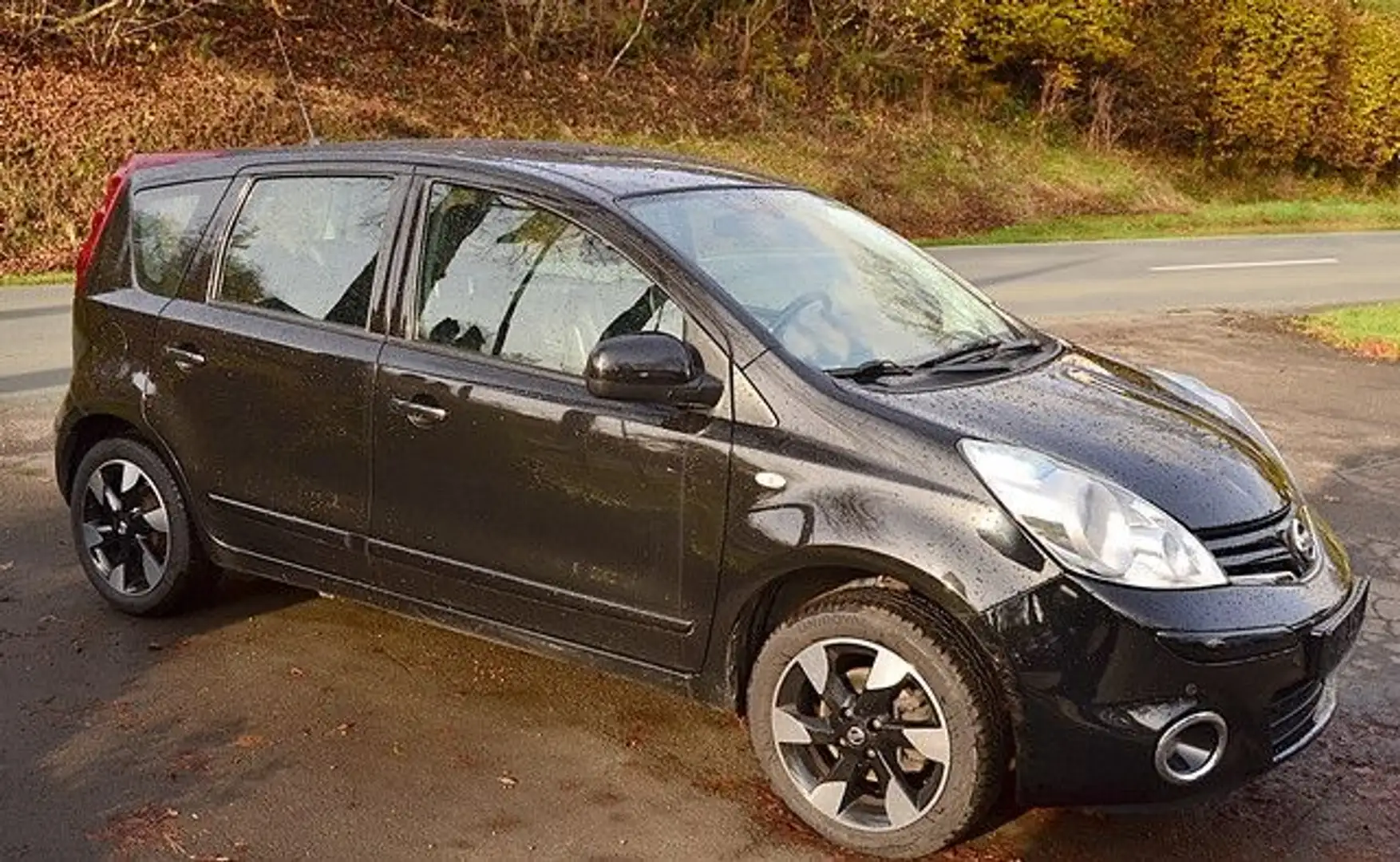 Nissan Note I-Way*AUTOMATIK*AHK*2.HAND Schwarz - 1