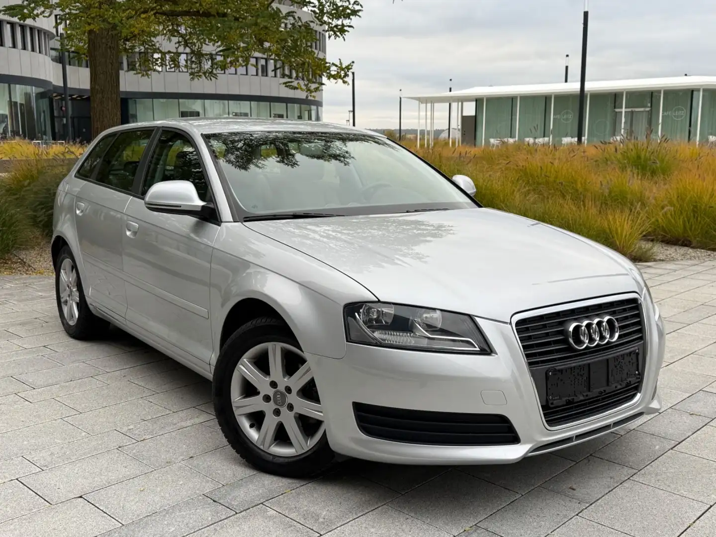 Audi A3 Sportback 1.4 TFSI Attraction*1Hand*79TKM* Argent - 1