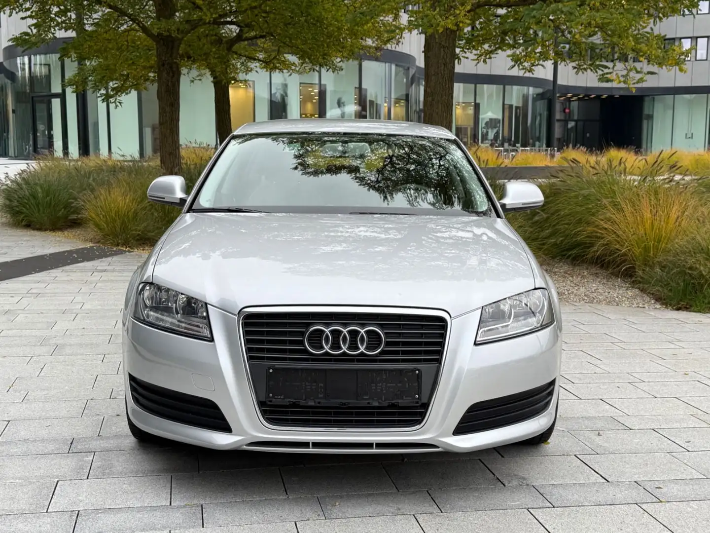 Audi A3 Sportback 1.4 TFSI Attraction*1Hand*79TKM* Argent - 2