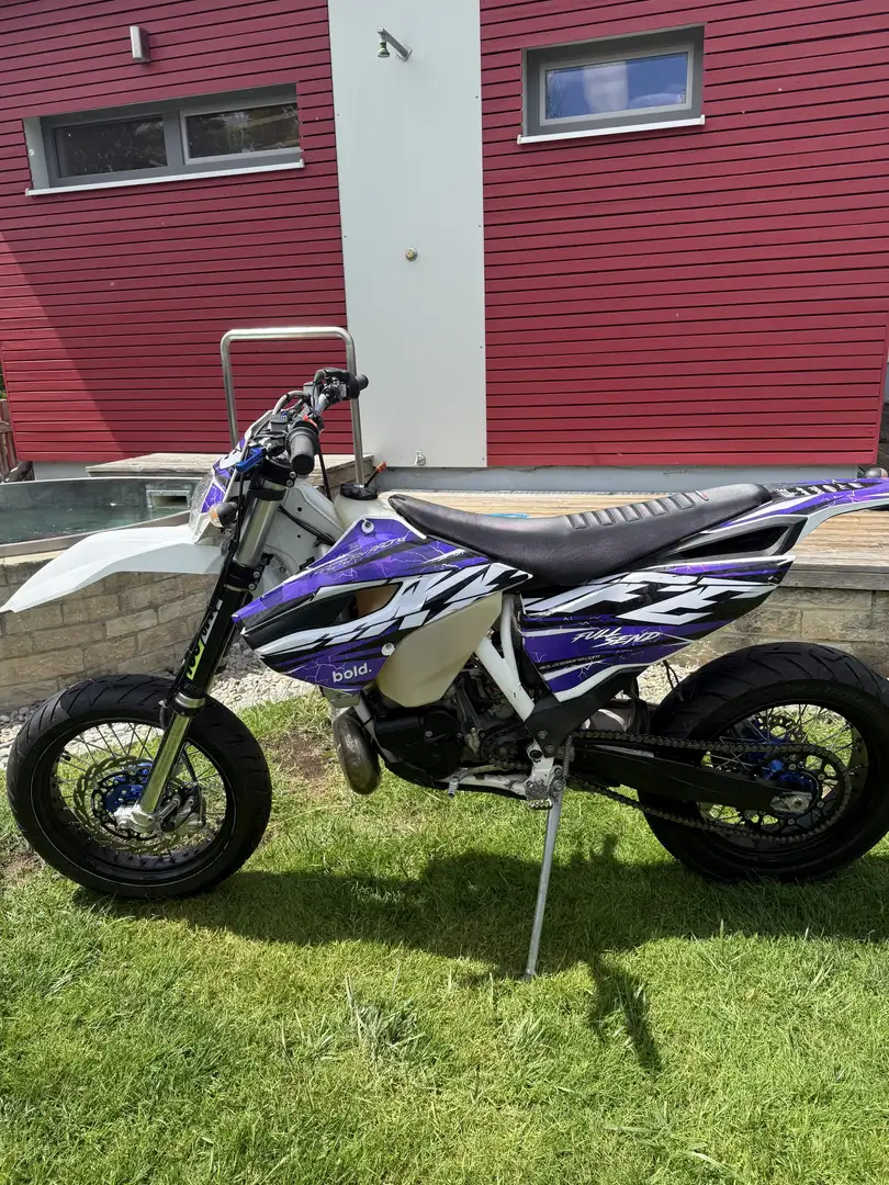 Husqvarna TE 250 Supermoto - 2