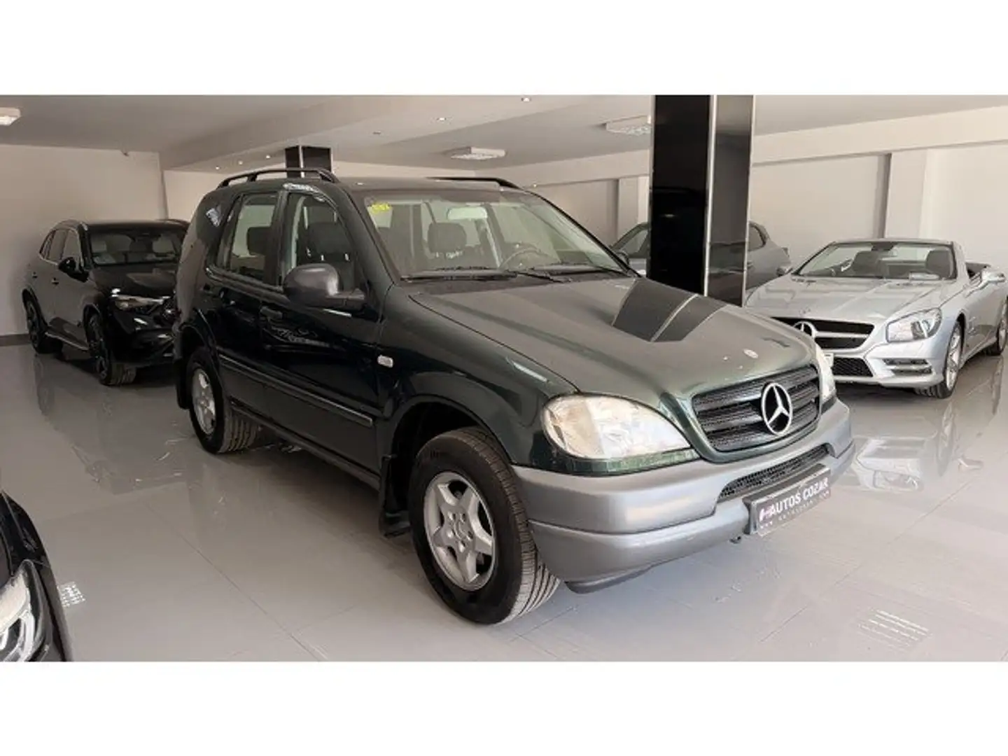 Mercedes-Benz ML 270 270CDI Verde - 1