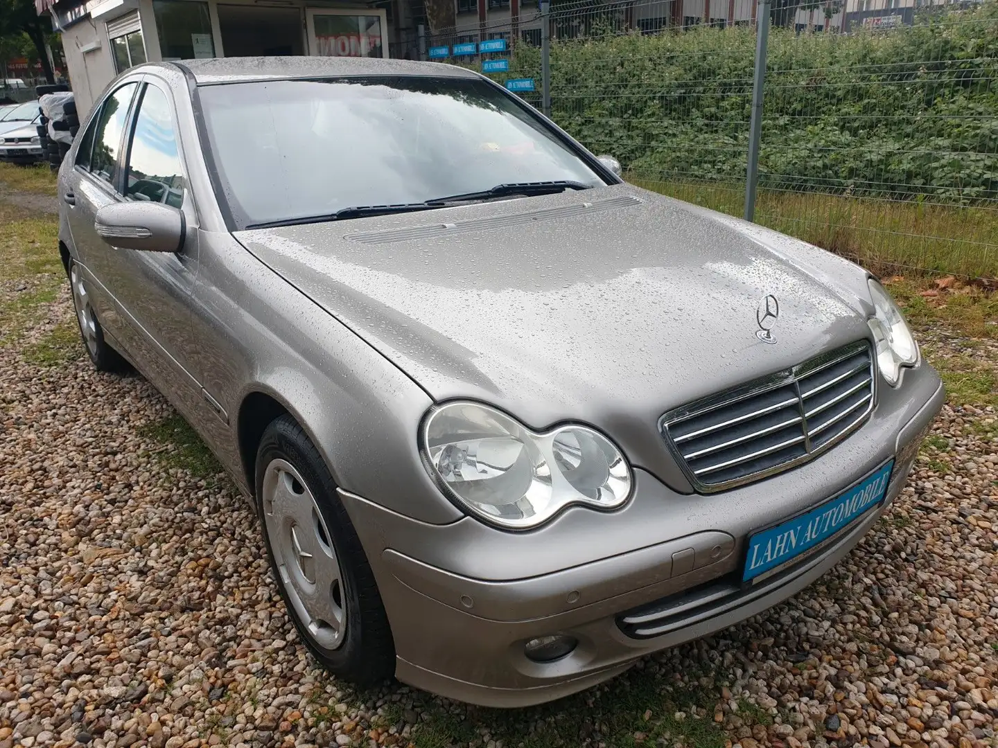 Mercedes-Benz C 180 Kompressor Lim.*Automatik*2-Hand*TÜV-Neu* Plateado - 1