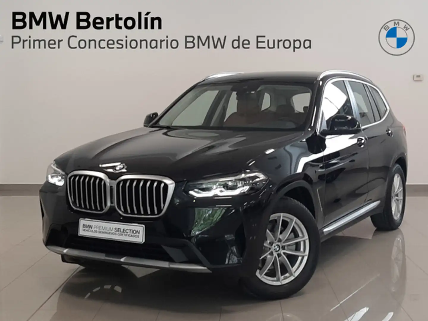 BMW X3 sDrive 18dA xLine Zwart - 1