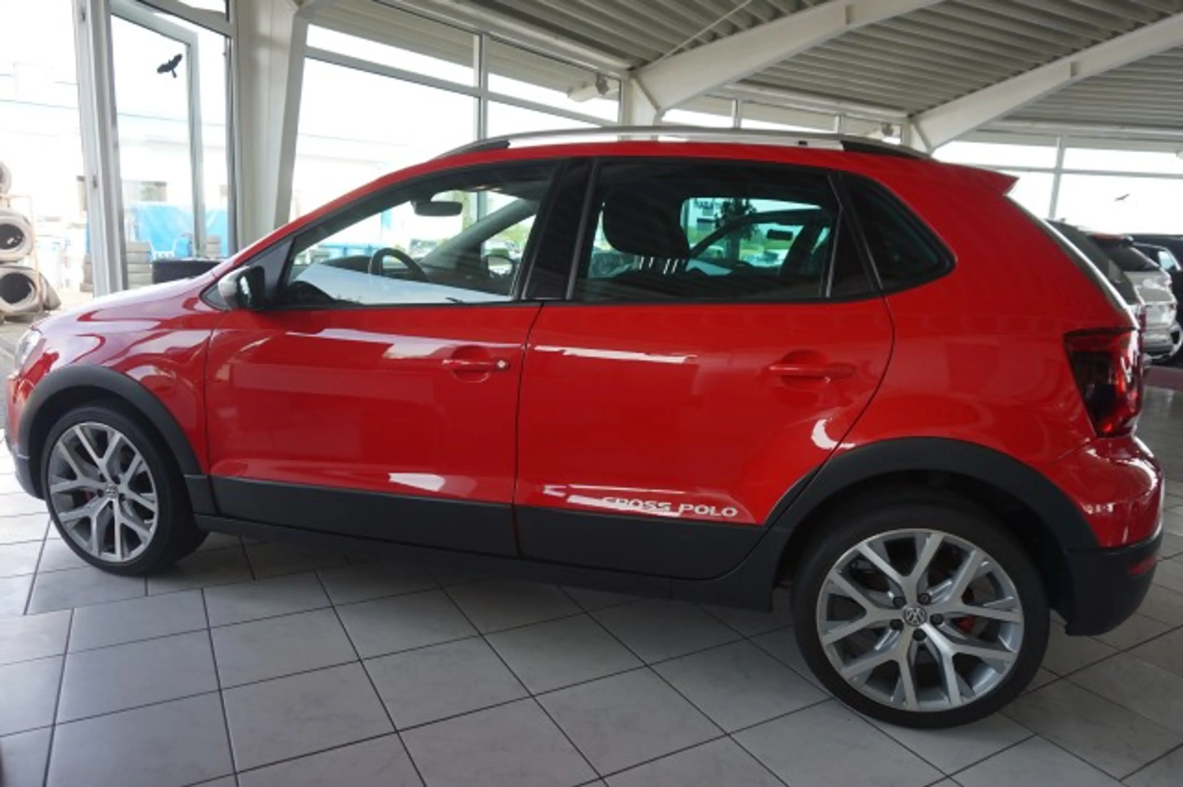Volkswagen Polo Cross CROSS POLO 1,2 TSI XENON AHK SHZ NAVI TEMPOMAT — photo 4