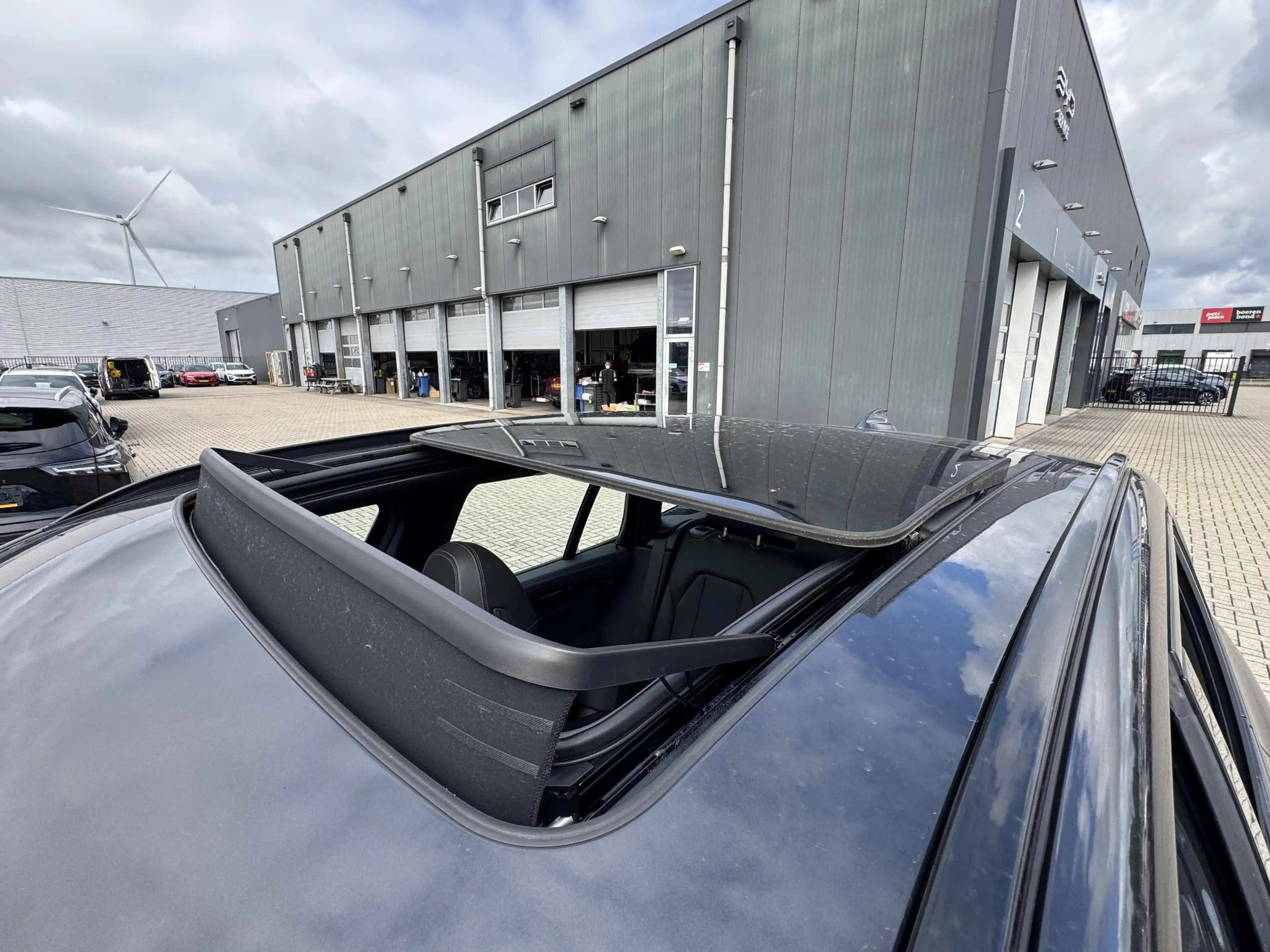 BMW iX3 Executive 80 kWh | Panoramadak | SOH 100% | Leer | — photo 16