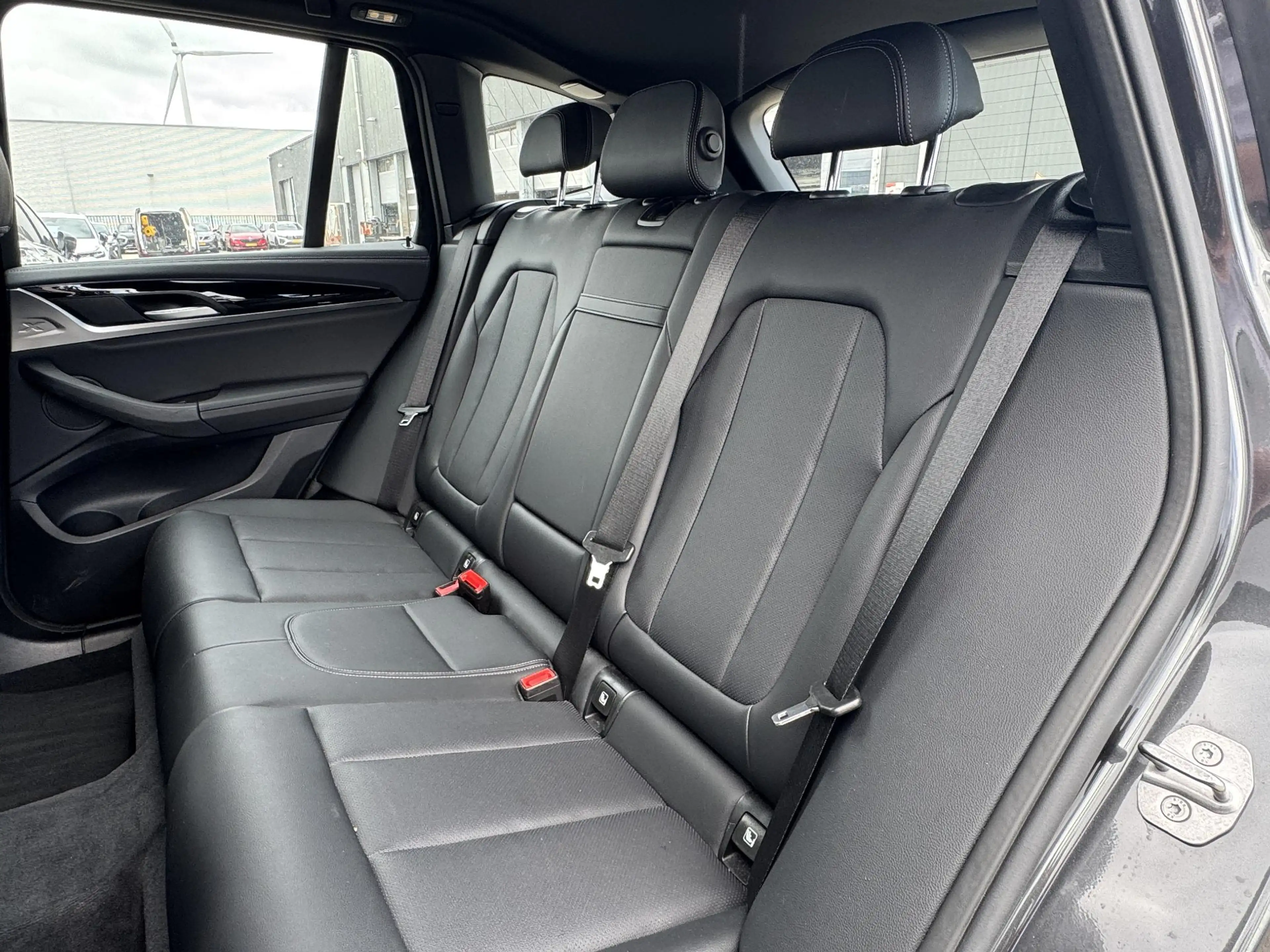 BMW iX3 Executive 80 kWh | Panoramadak | SOH 100% | Leer | — photo 9