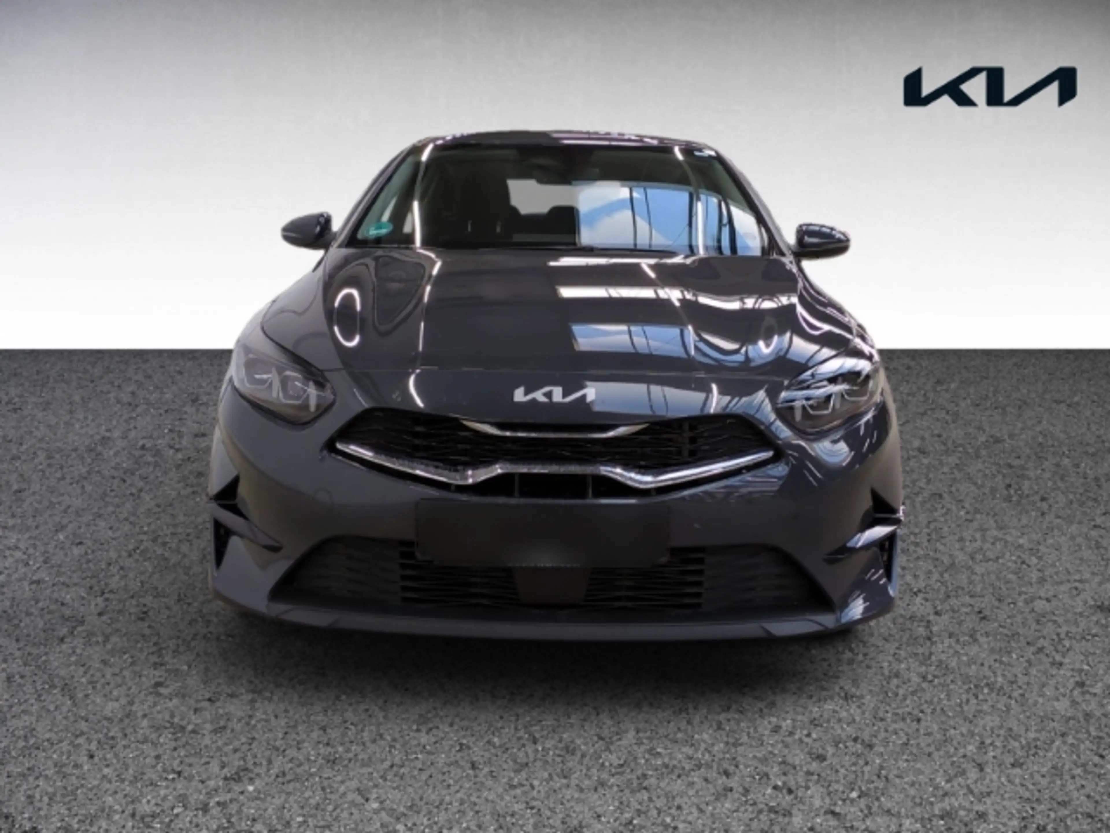 Kia Ceed / cee'd Spirit 1.5T NAVI,CARPLAY,KAMERA,SITZHZG,PDC — photo 2