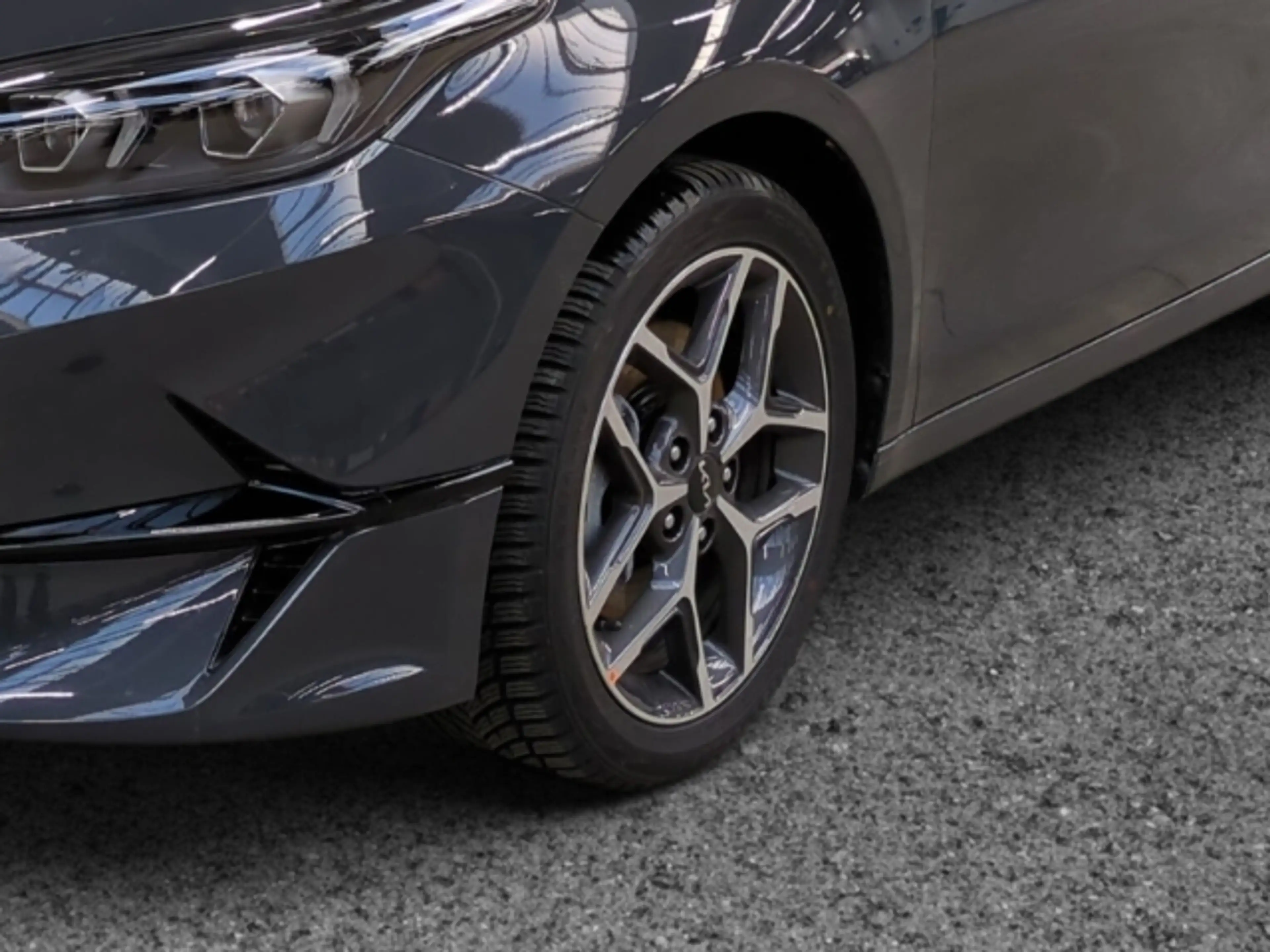 Kia Ceed / cee'd Spirit 1.5T NAVI,CARPLAY,KAMERA,SITZHZG,PDC — photo 12