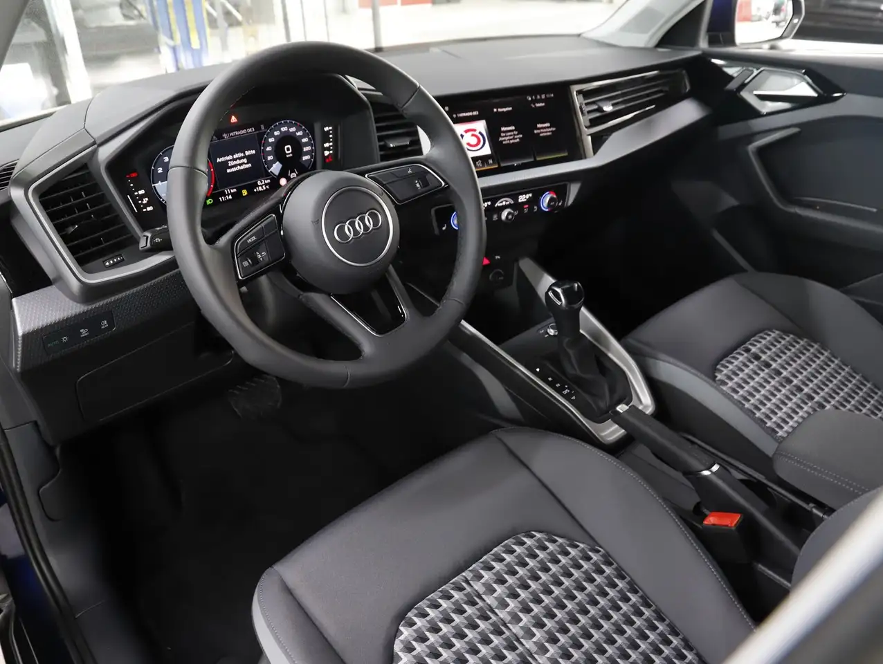 Audi A1 2026 — фото 13