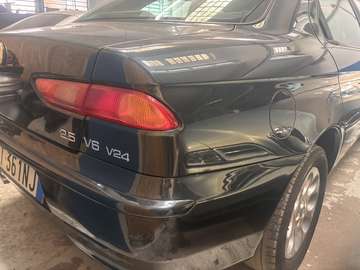 2.5 V6 24v Distinctive