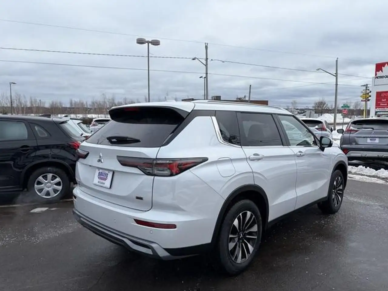 Mitsubishi Outlander снимка Mitsubishi Outlander