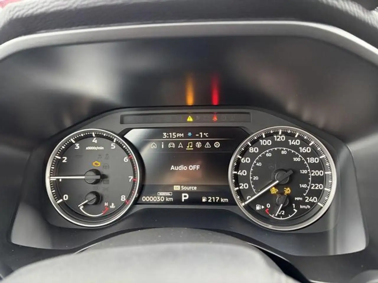 Mitsubishi Outlander снимка Mitsubishi Outlander