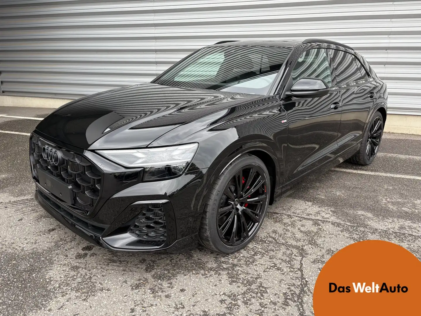 Audi Q8 TFSI e quattro 290 kW Schwarz - 1