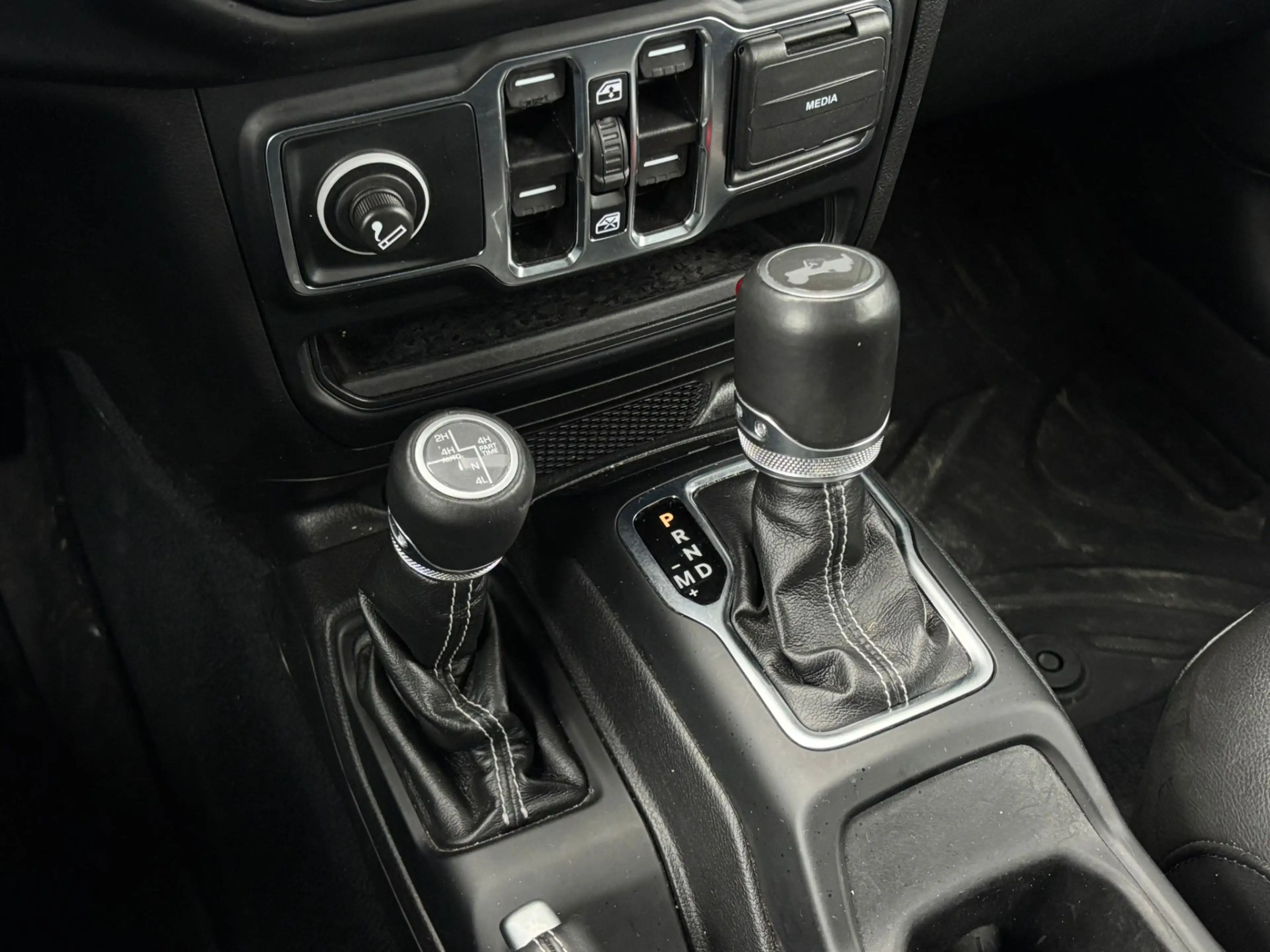 Jeep Wrangler Unlimited 4xe 380 Sahara Trekhaak Camera Trekhaak — photo 20