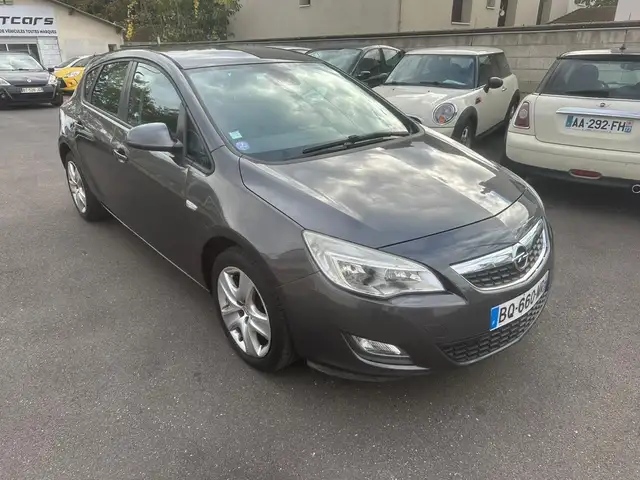Opel Astra Astra 1.4 Twinport 100 ch Enjoy