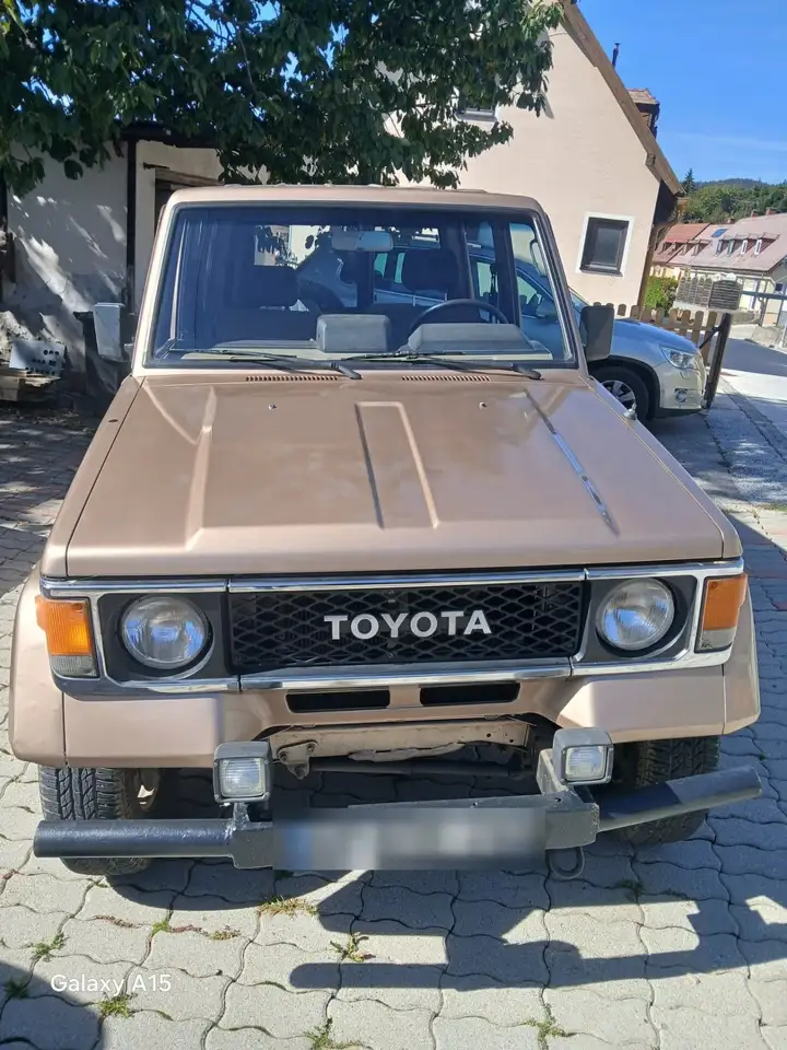 Toyota Land Cruiser Turbo LJ 70, foto 2
