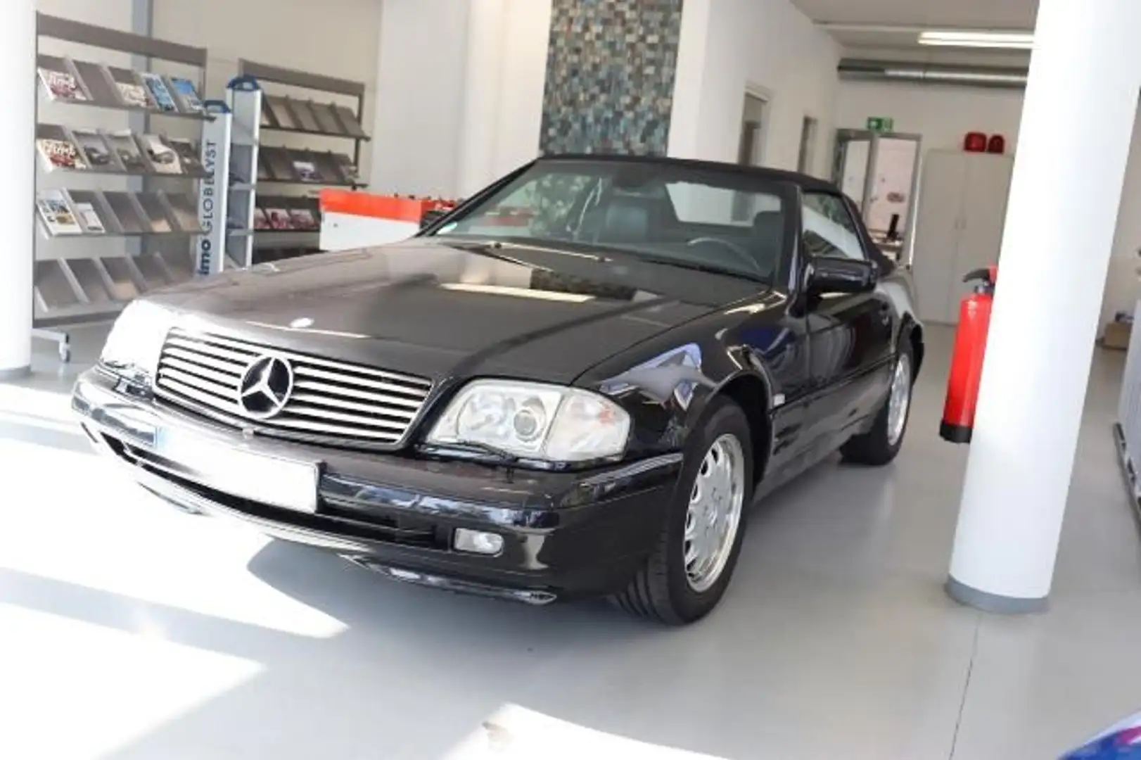 Mercedes-Benz SL 500 Deutsches Fahrzeug*TOP Zustand* Schwarz - 2