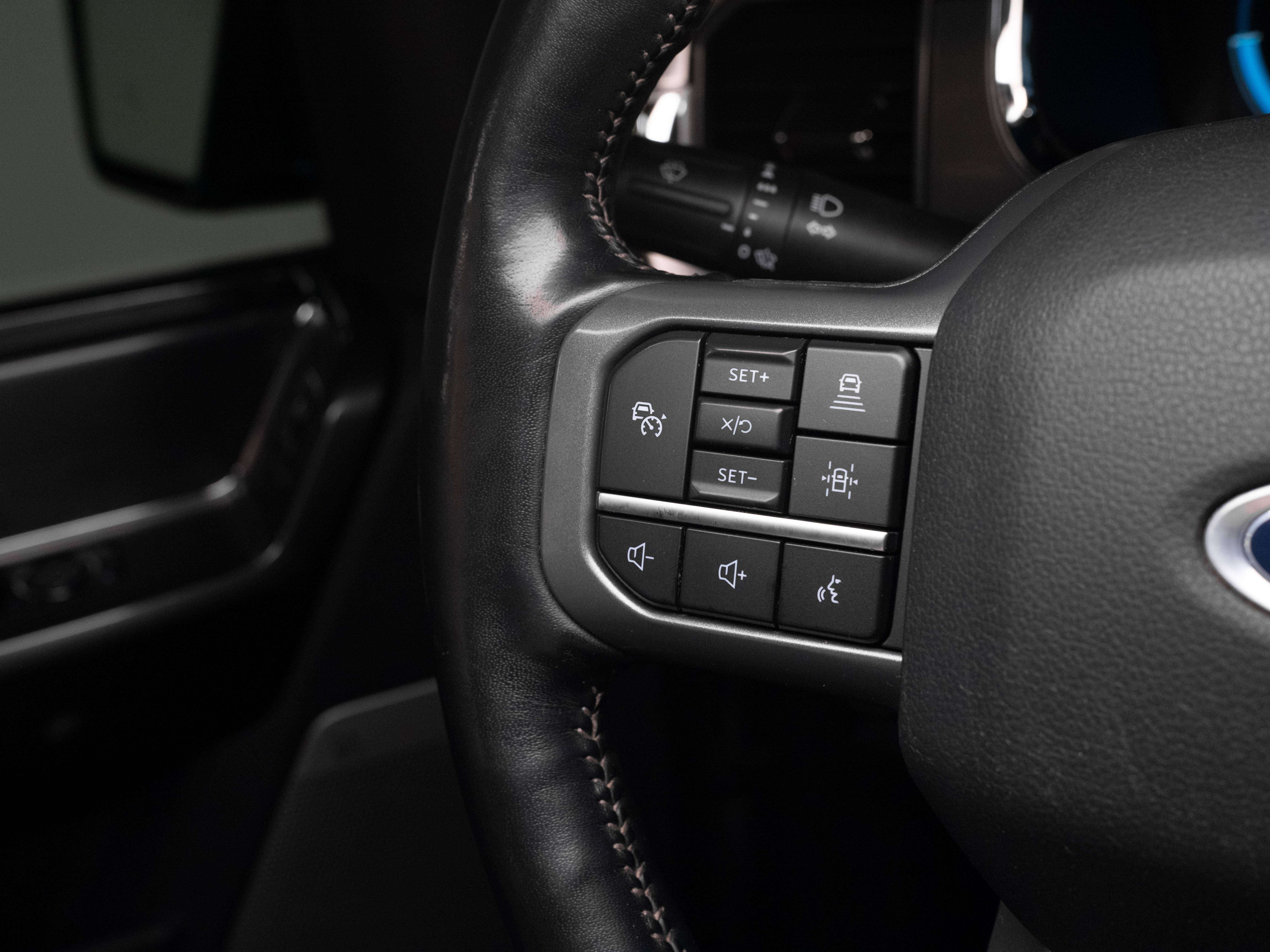 used 2021 Ford F-150 car, priced at $32,900