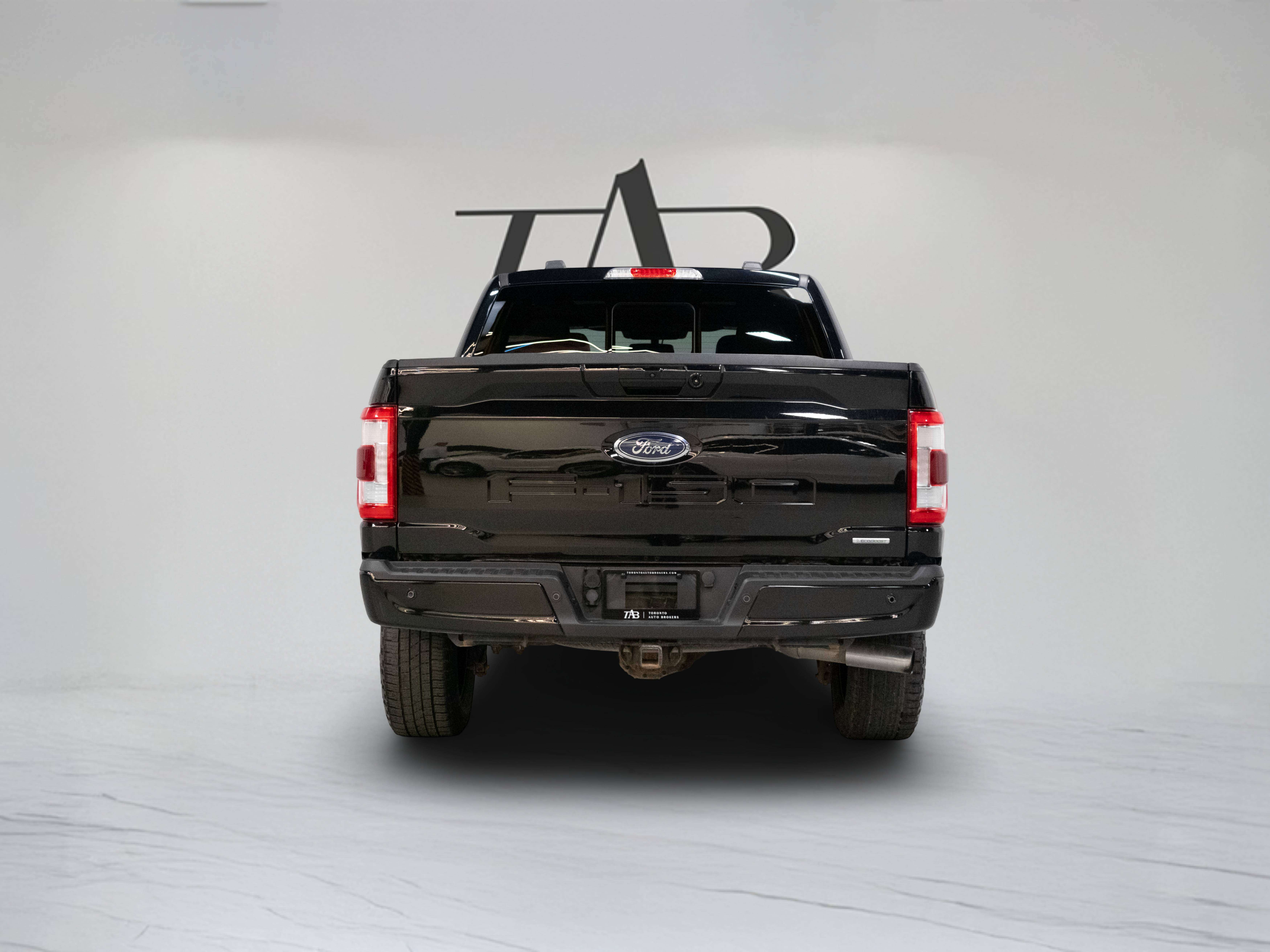 used 2021 Ford F-150 car, priced at $32,900
