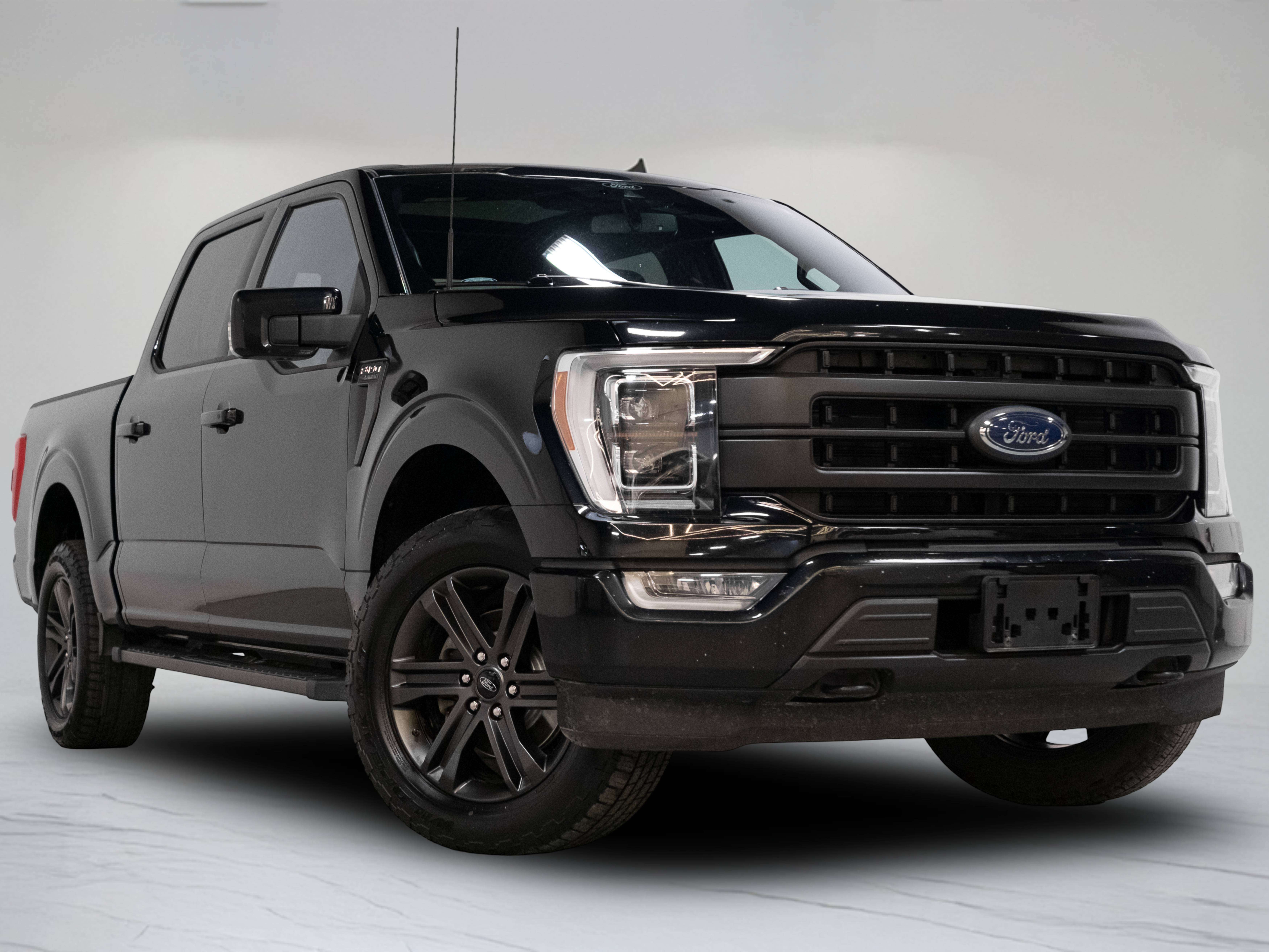used 2021 Ford F-150 car, priced at $32,900