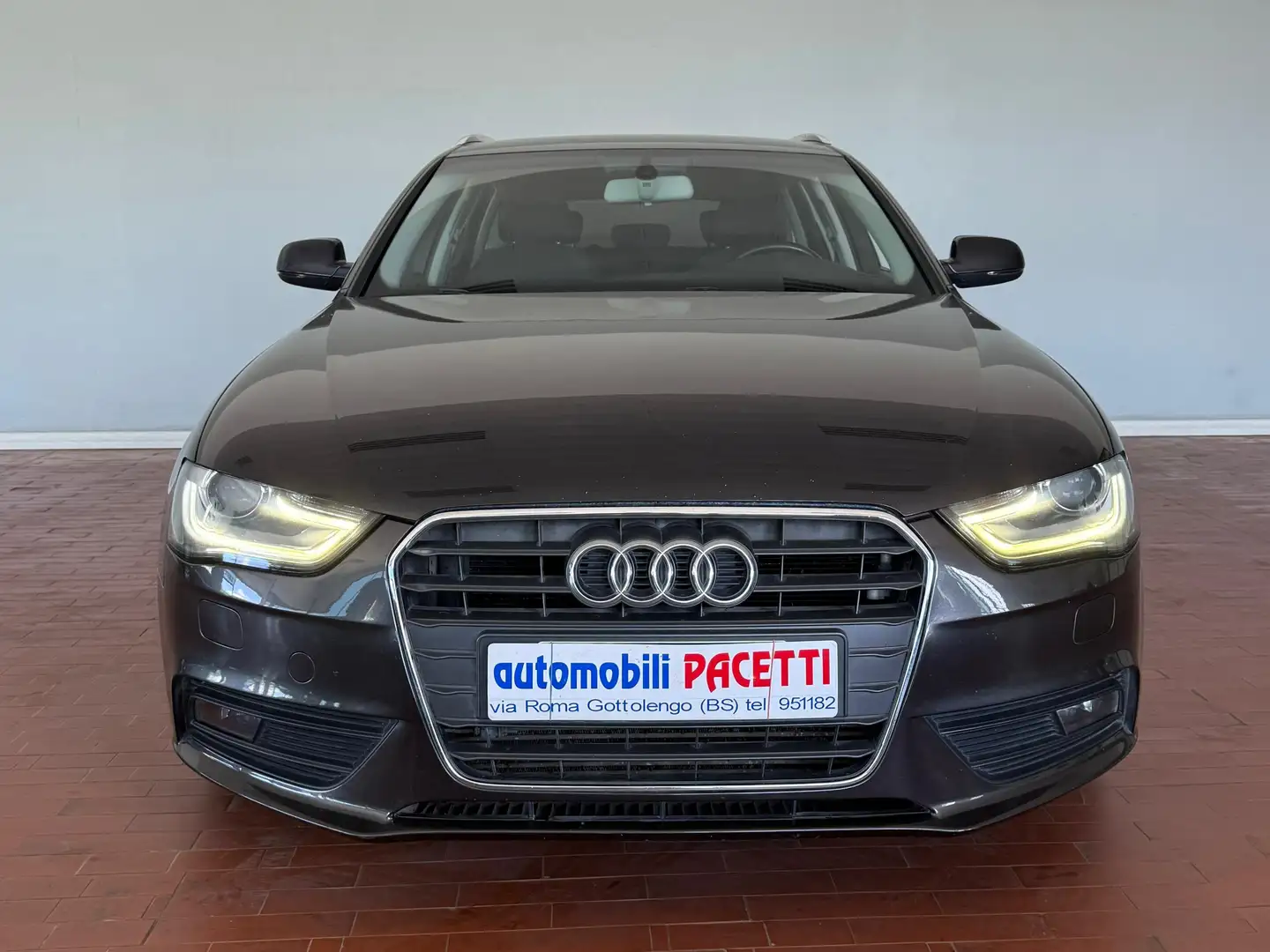 Audi A4 A4 IV  Avant 2.0 tdi Ambiente 143cv multitronic Grigio - 2