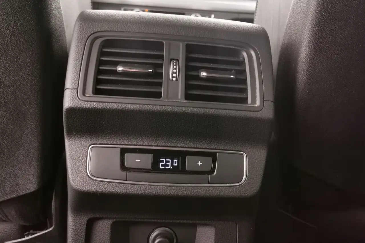 Audi Q5 Sportback 40 TDI 2x S line|Pano|LEDer|ACC|AHK ACC 17