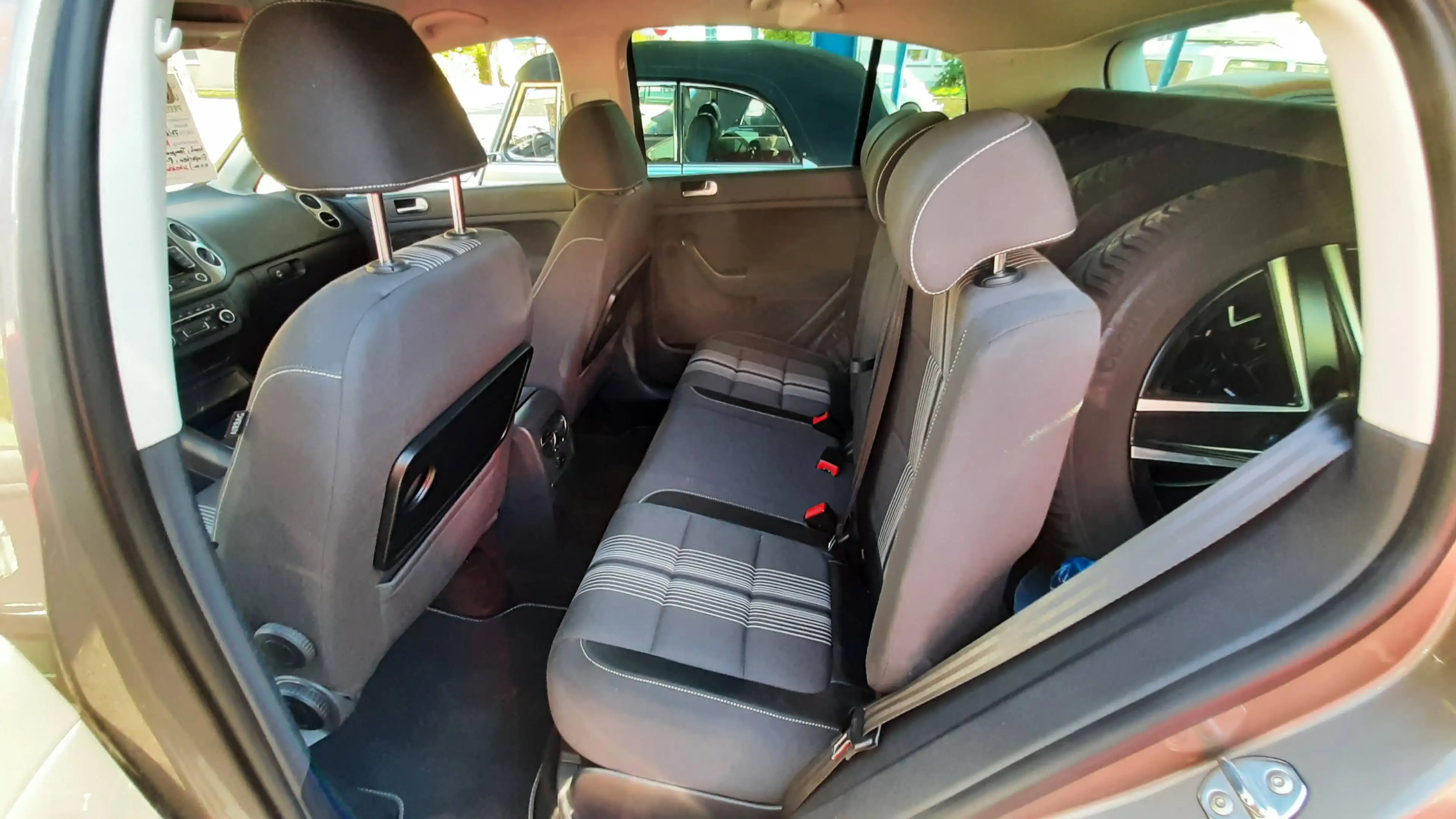 Volkswagen Golf Plus Match BMT — photo 11