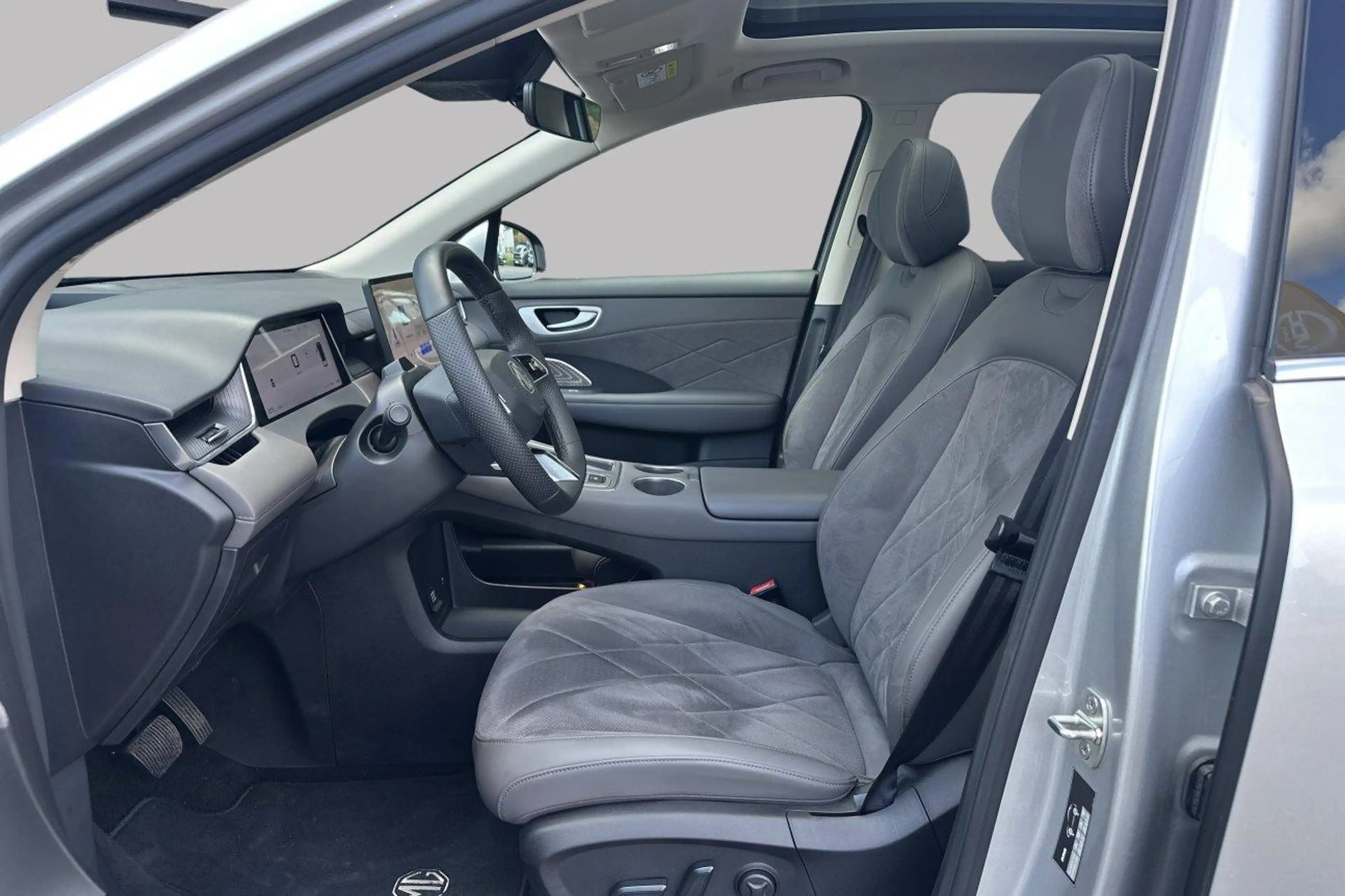 MG S6 EV - LONG RANGE - LUXURY - 77 kWh — photo 10
