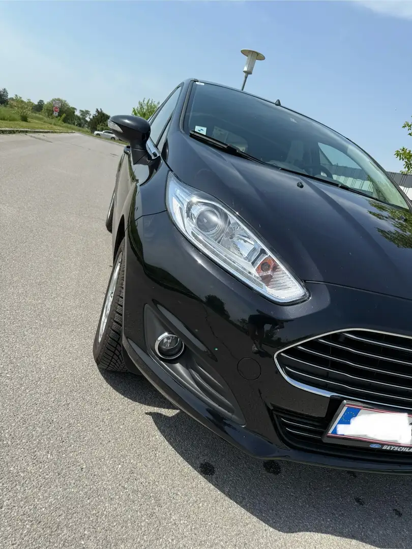 Ford Fiesta Titanium 1,0 EcoBoost Start/Stop Schwarz - 1