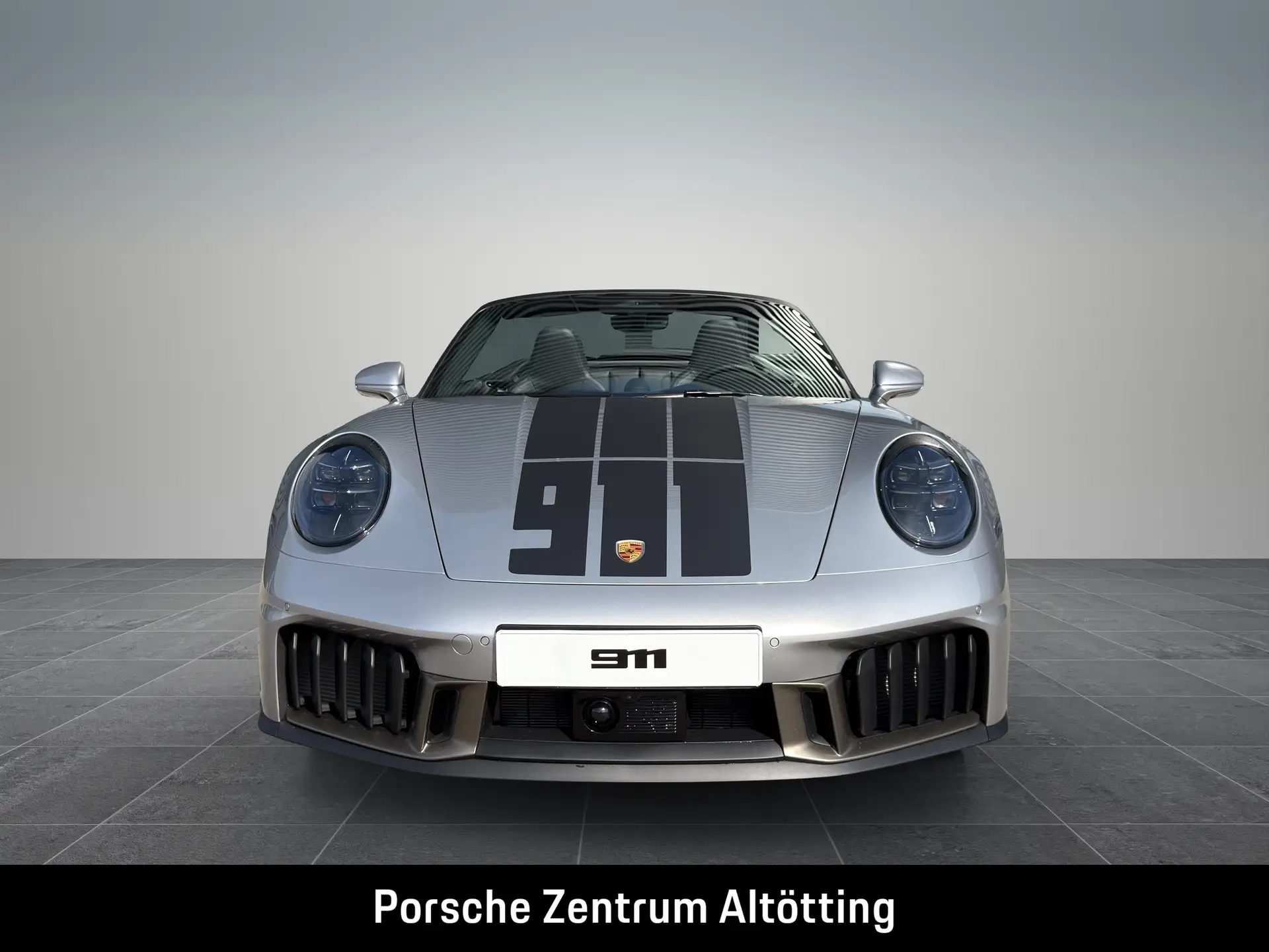 포르쉐 911 Carrera GTS Cabriolet 2026 은색 사진 6