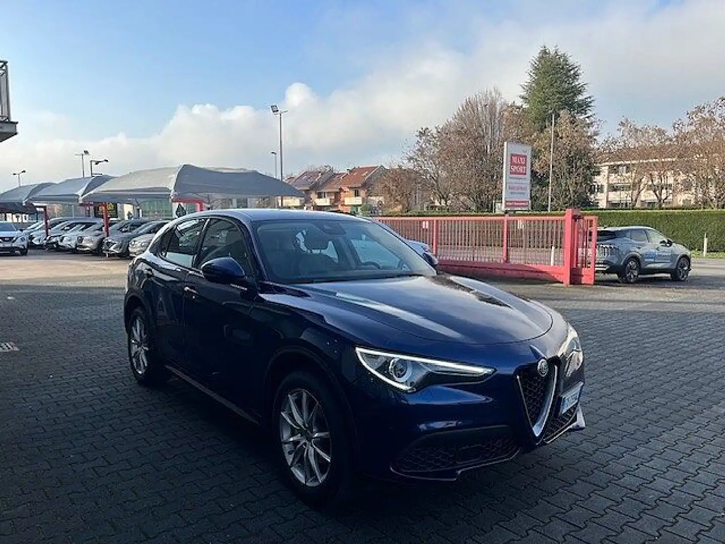 Alfa Romeo Stelvio 2.2 Turbodiesel 190 CV AT8 Q4 Executive Bleu - 2
