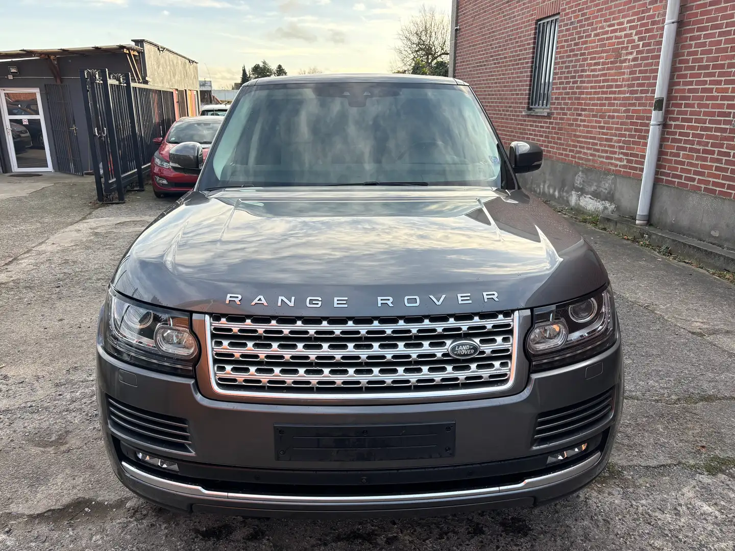 Land Rover Range Rover Range Rover 3.0 TDV6 Vogue Grau - 1