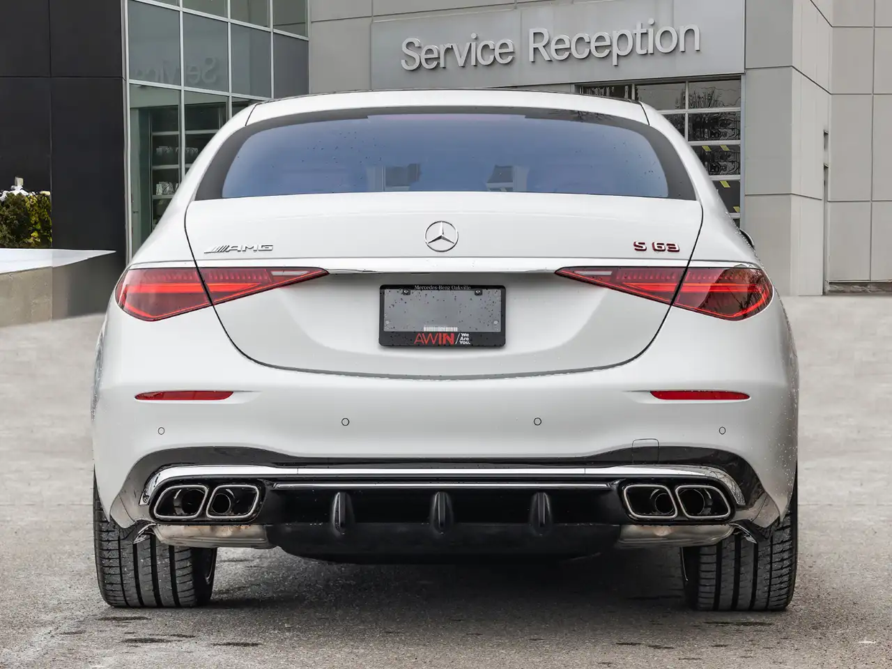 Mercedes-Benz S-Class снимка Mercedes-Benz S-Class