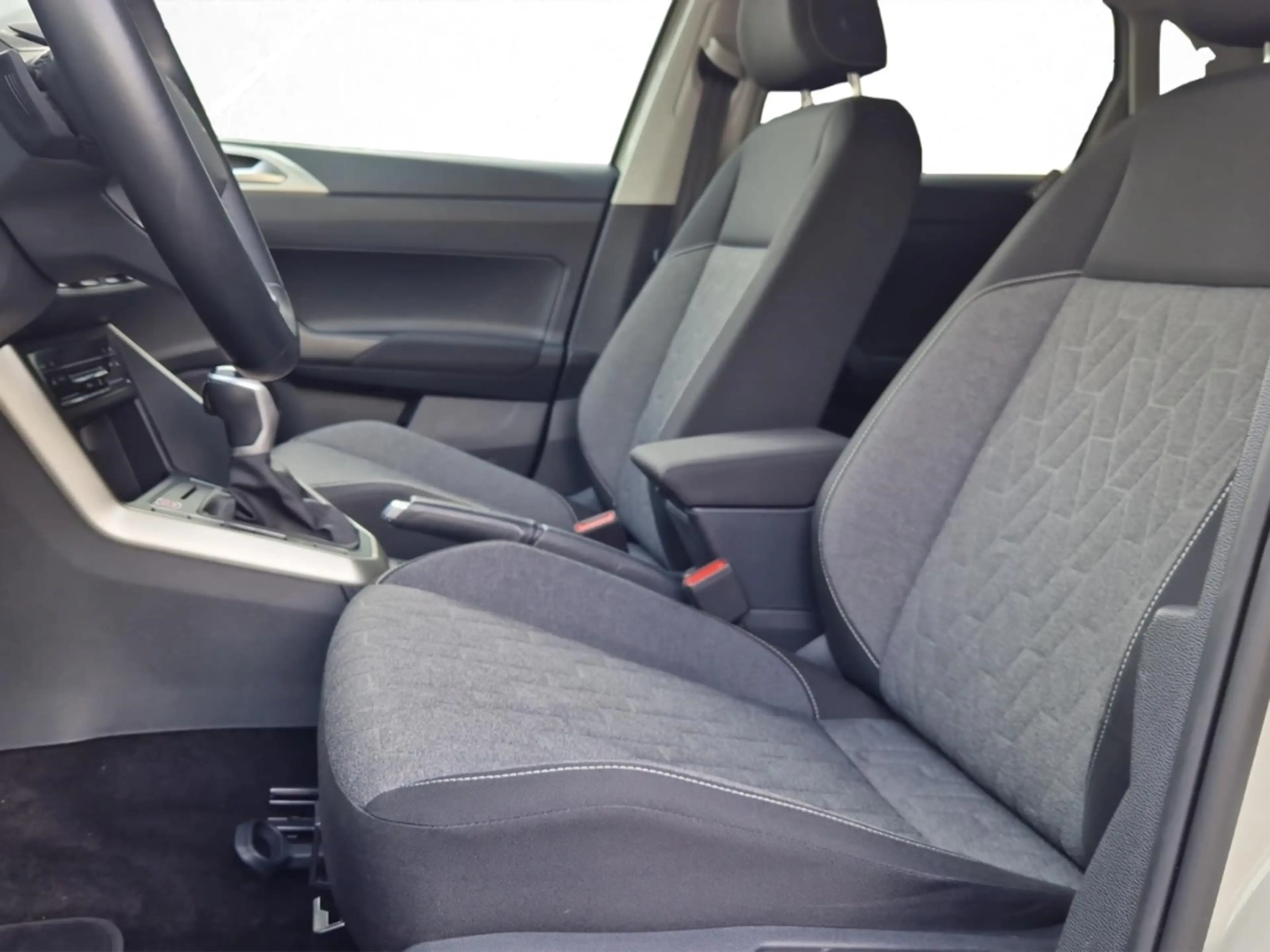 Volkswagen Polo 1.0 TSI DSG Move Navi+Sitzhzg+LED+PDC+Climatronic — photo 8