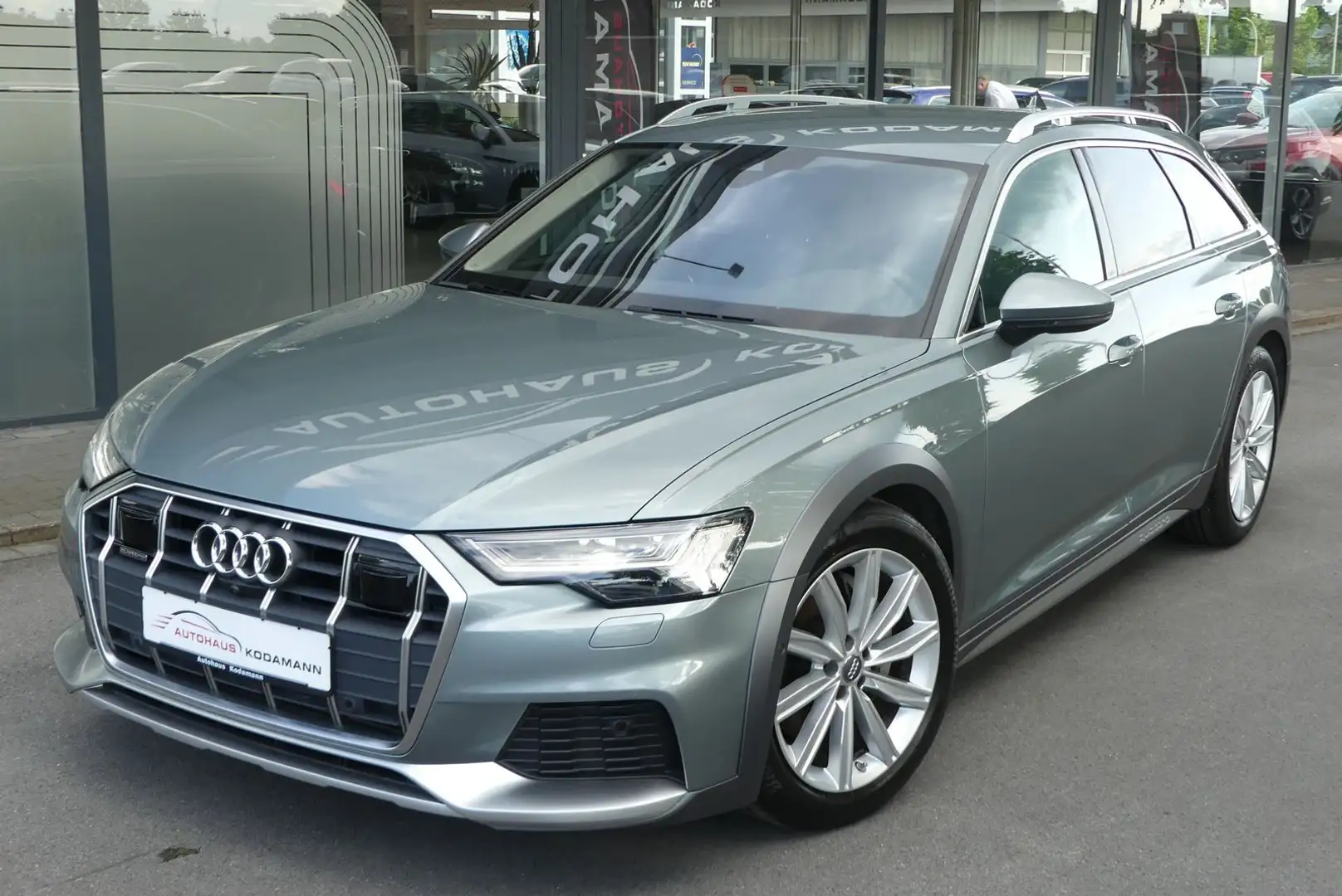 Audi A6 allroad 45 TDI*ACC*LED*Virtual*360°*AHK*19" Grün - 2