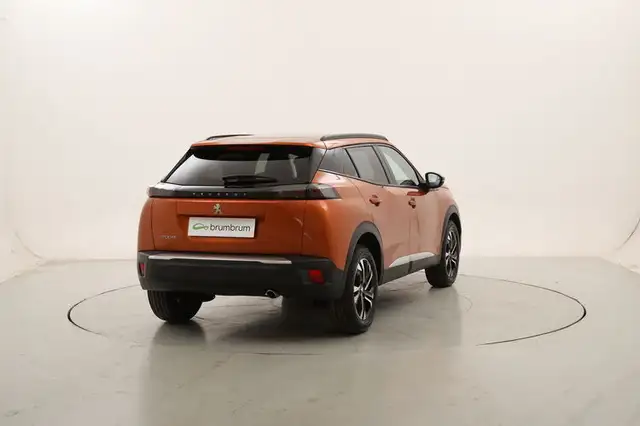 Peugeot 2008 view 5