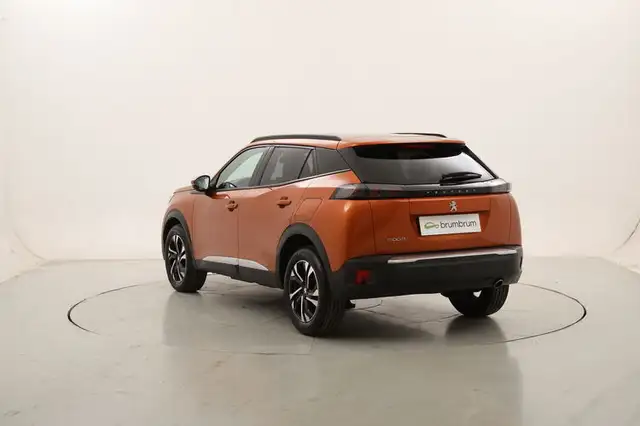 Peugeot 2008 view 3