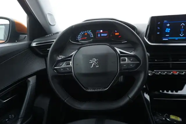 Peugeot 2008 view 11