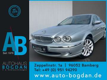 2.0 D Executive Mod. 2010 Xenon*Alu*Leder*SHZ*PDC*