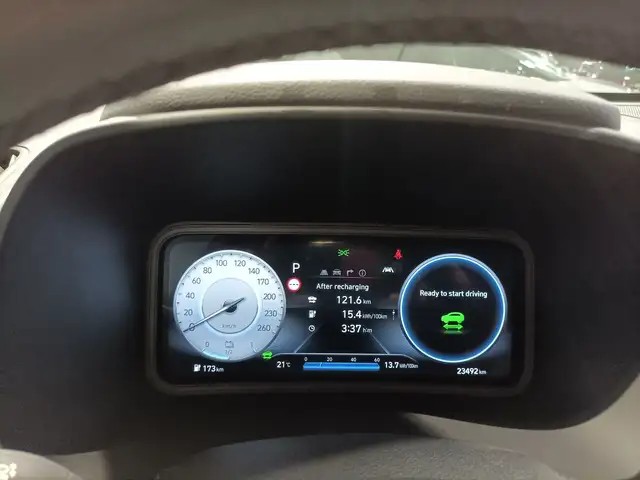 Hyundai Kona view 7