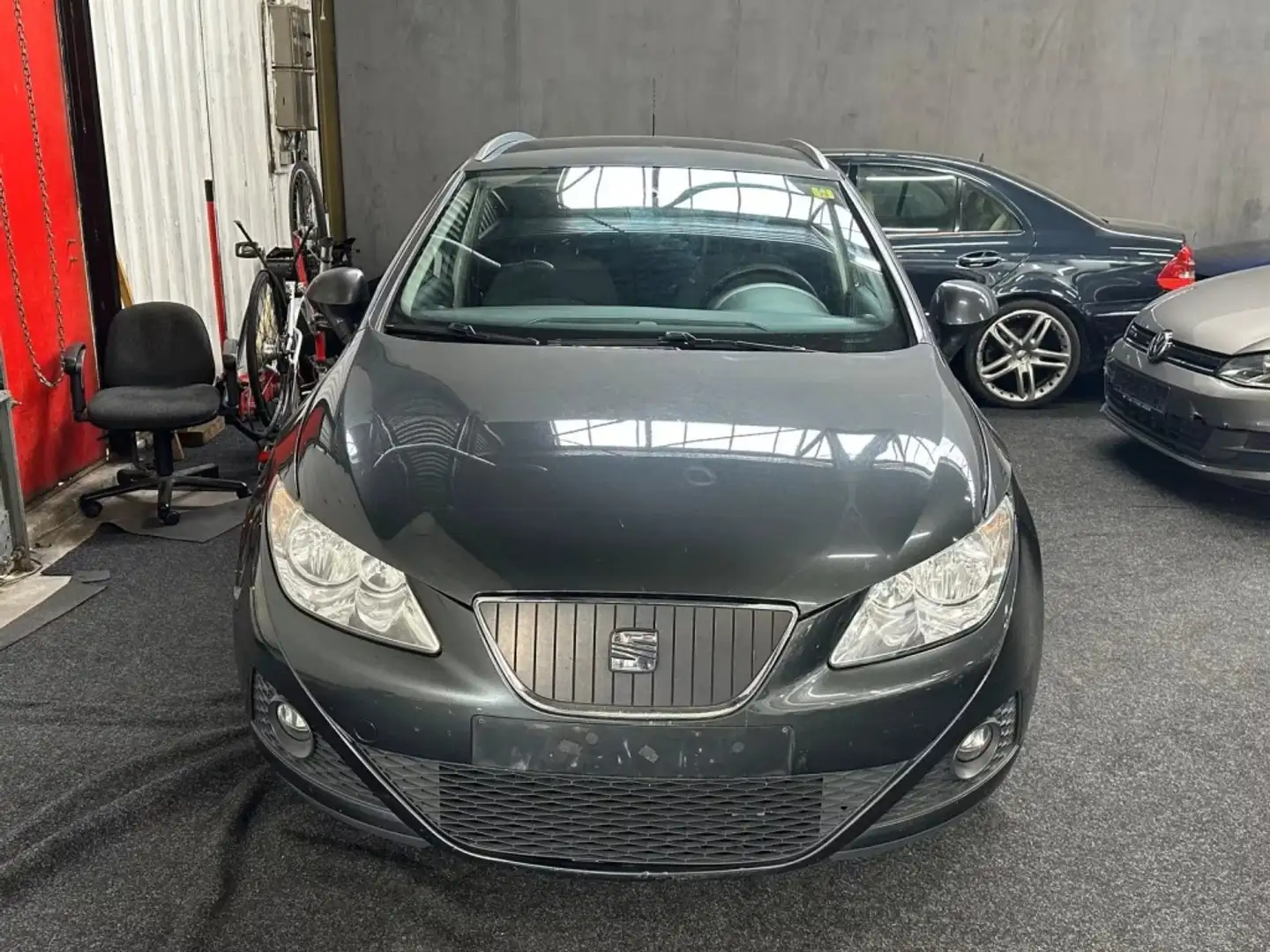 SEAT Ibiza ST 1.2TDICR Reference E Ecomotive Gris - 2