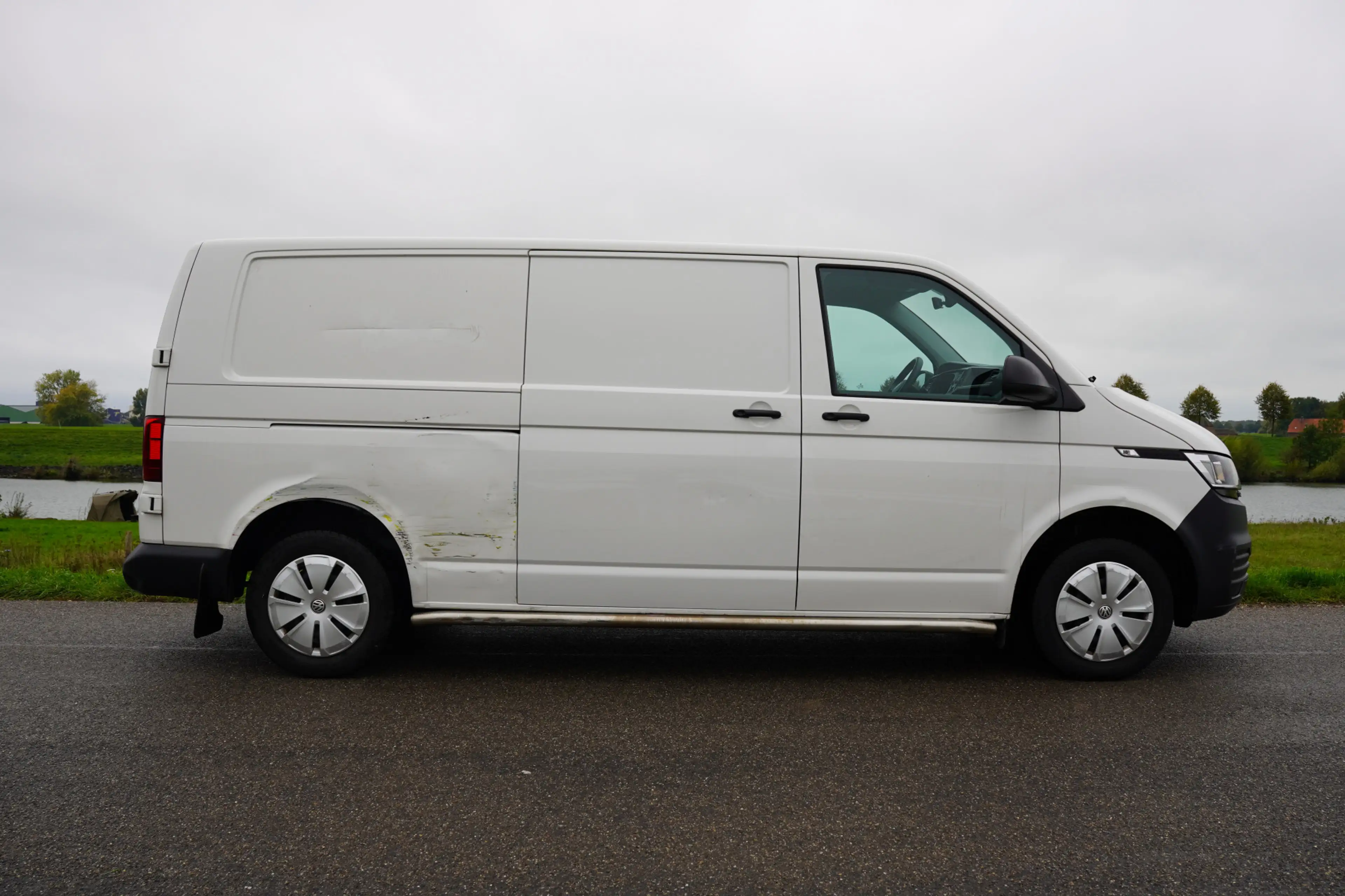 Volkswagen T6.1 Transporter 2.0 TDI L2H1 28 Comfortline / Automaat / Cruise / — photo 7