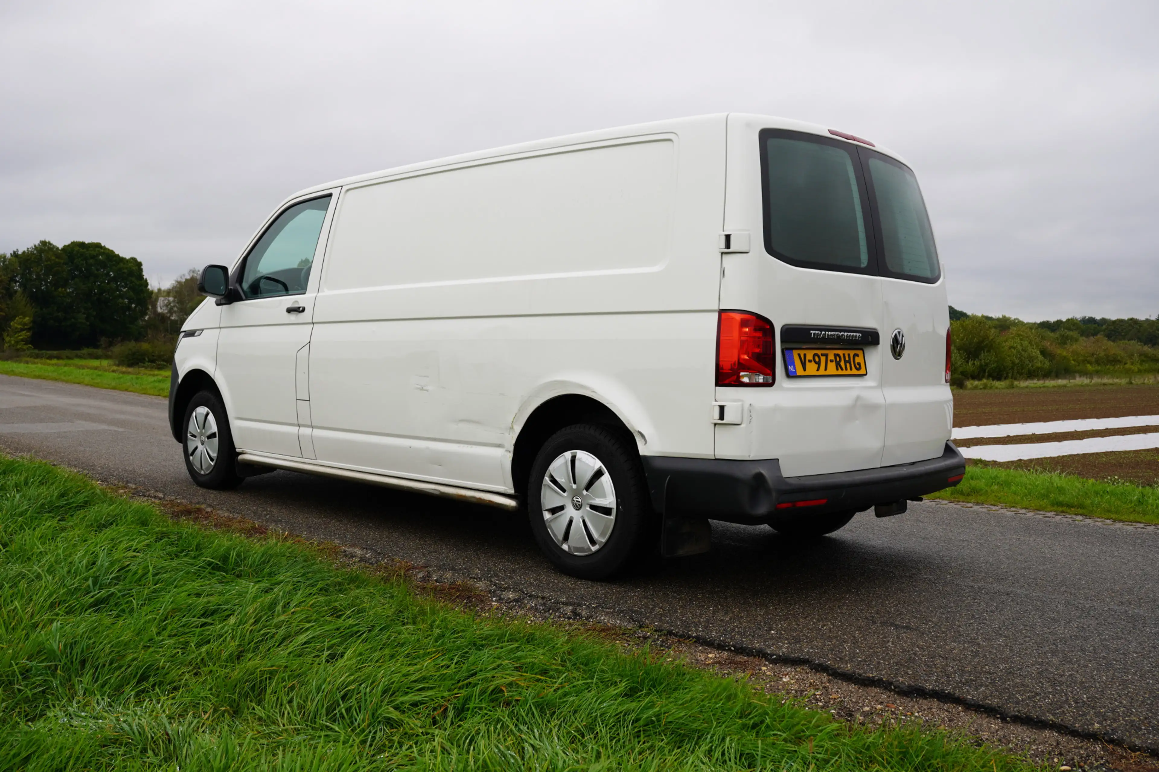 Volkswagen T6.1 Transporter 2.0 TDI L2H1 28 Comfortline / Automaat / Cruise / — photo 3