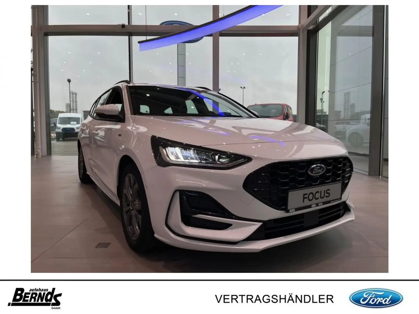 Ford Focus Turnier 1.0 EcoBoost Hybrid ST-LINE WINTER-PKT Weiß - 2