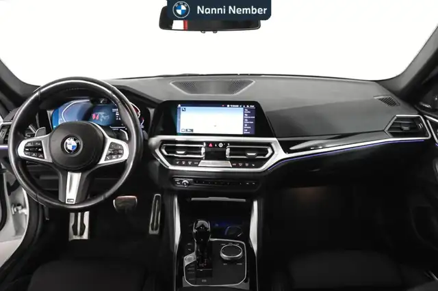 BMW 4 Series view 11