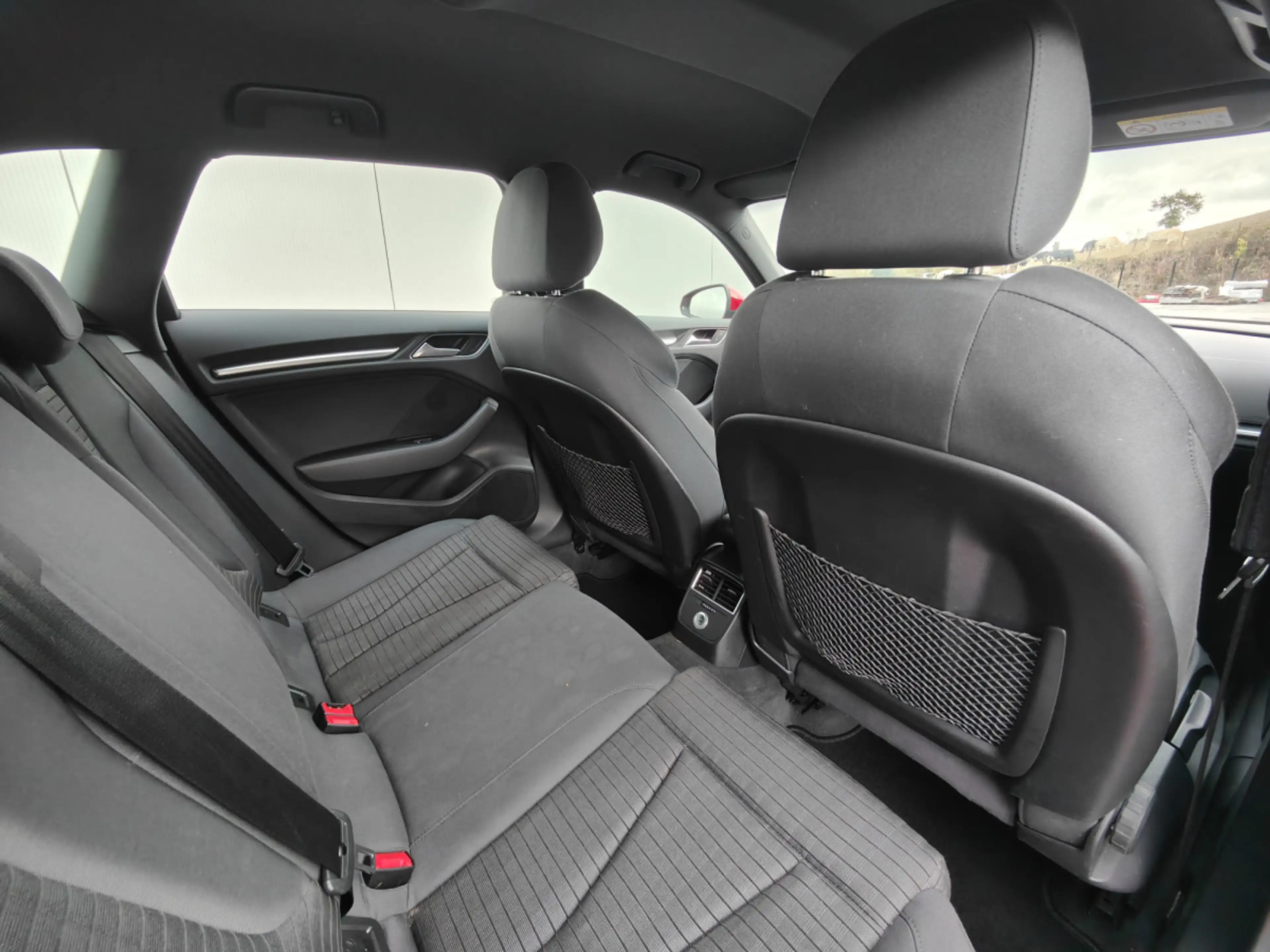 Audi A3 35 TFSI S-TRONIC S-LINE CARPLAY GPS BLUETOOTH APS — photo 8