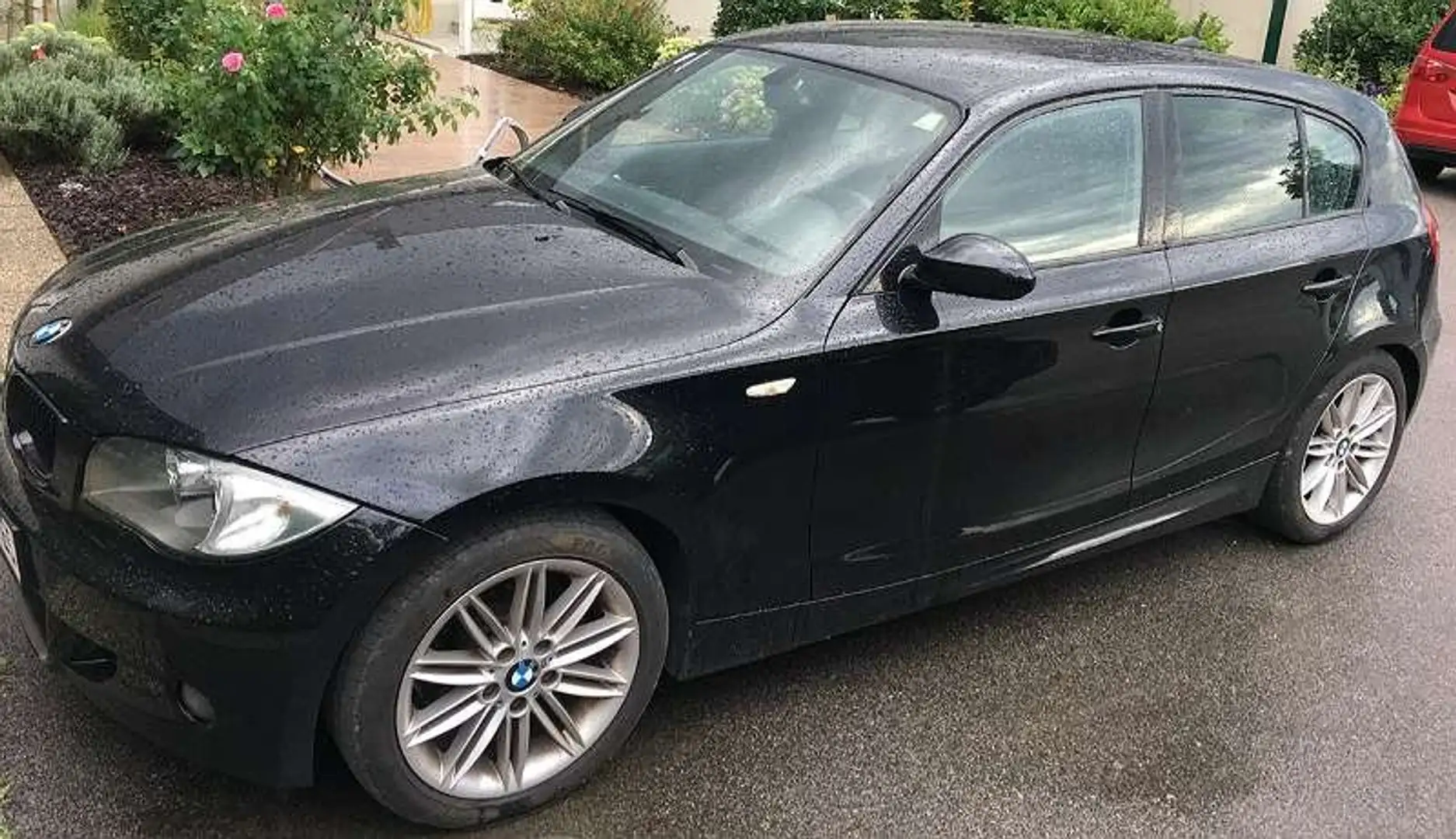 BMW 116 116d Schwarz - 1