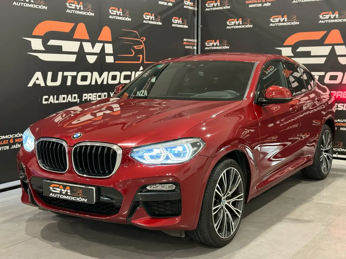 BMW X4 xDrive 25dA Rouge - 2